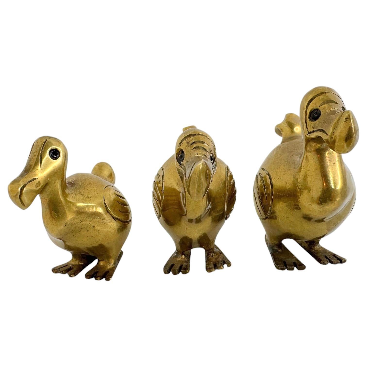 Set von drei Dodo-Vogelfiguren-Familie aus Messing, 1960er Jahre, Mid-Century Modern, Mauritius (Moderne der Mitte des Jahrhunderts)