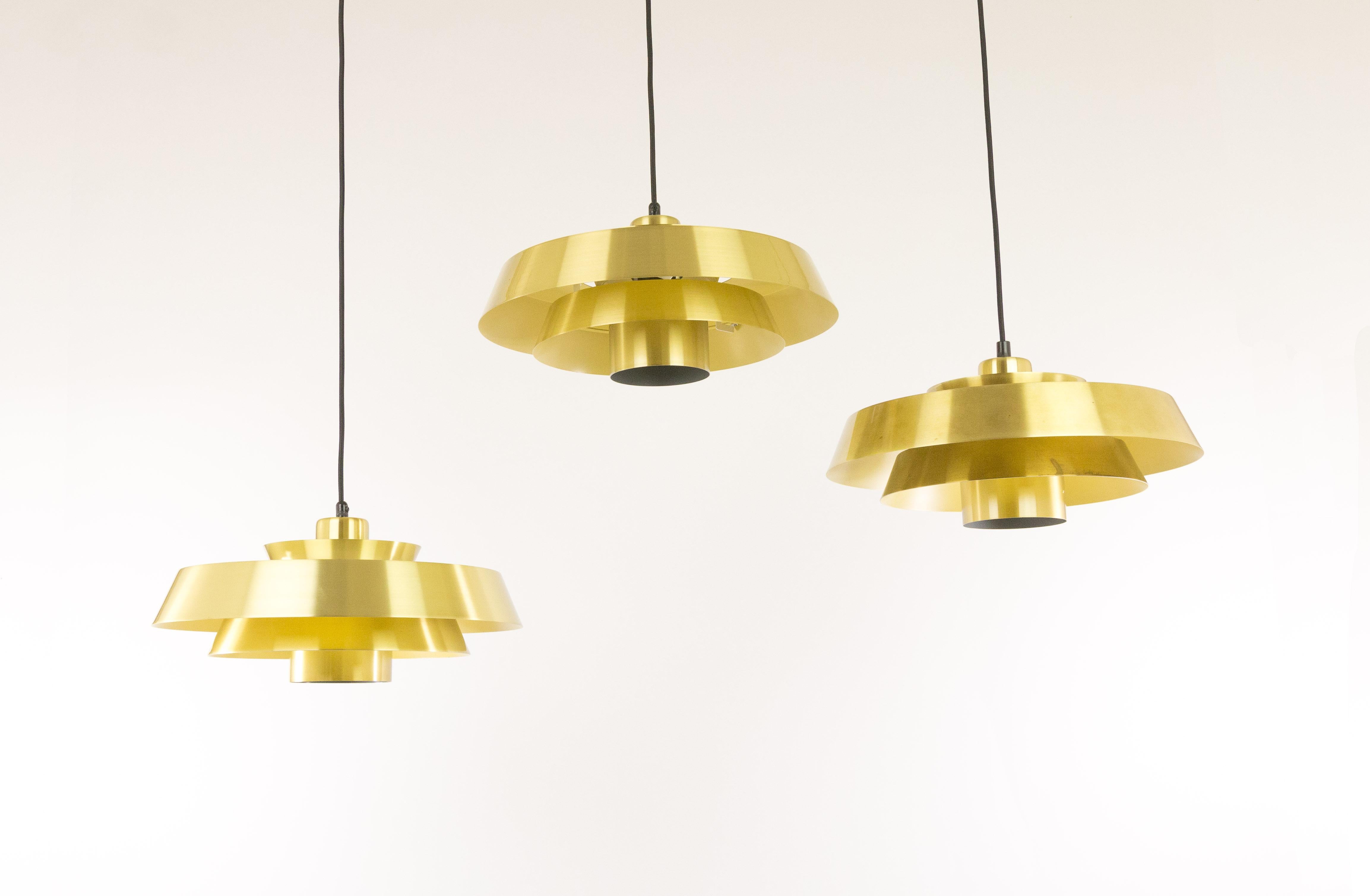 Set of Three Brass Nova Pendants by Jo Hammerborg for Fog & Mørup, 1960s im Zustand „Gut“ in Rotterdam, NL