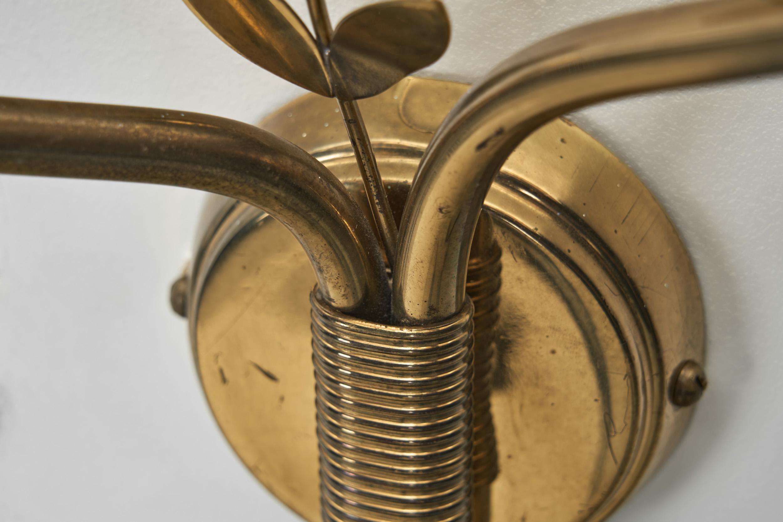 Set of Three Brass Wall Lamps with Decorative Leaves for K&H, Norway circa 1940s 10
