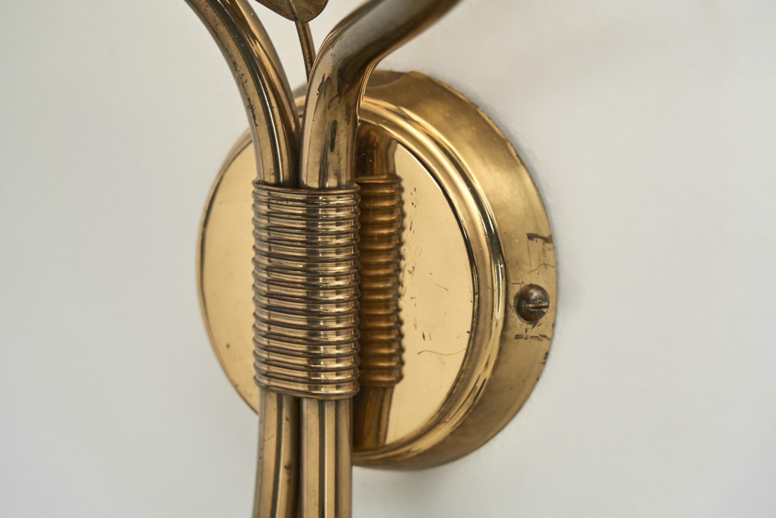 Set of Three Brass Wall Lamps with Decorative Leaves for K&H, Norway circa 1940s 11