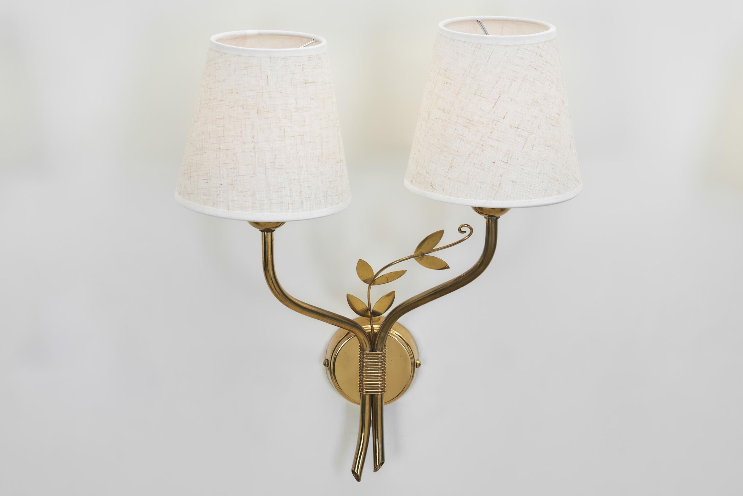 Set of Three Brass Wall Lamps with Decorative Leaves for K&H, Norway circa 1940s 2