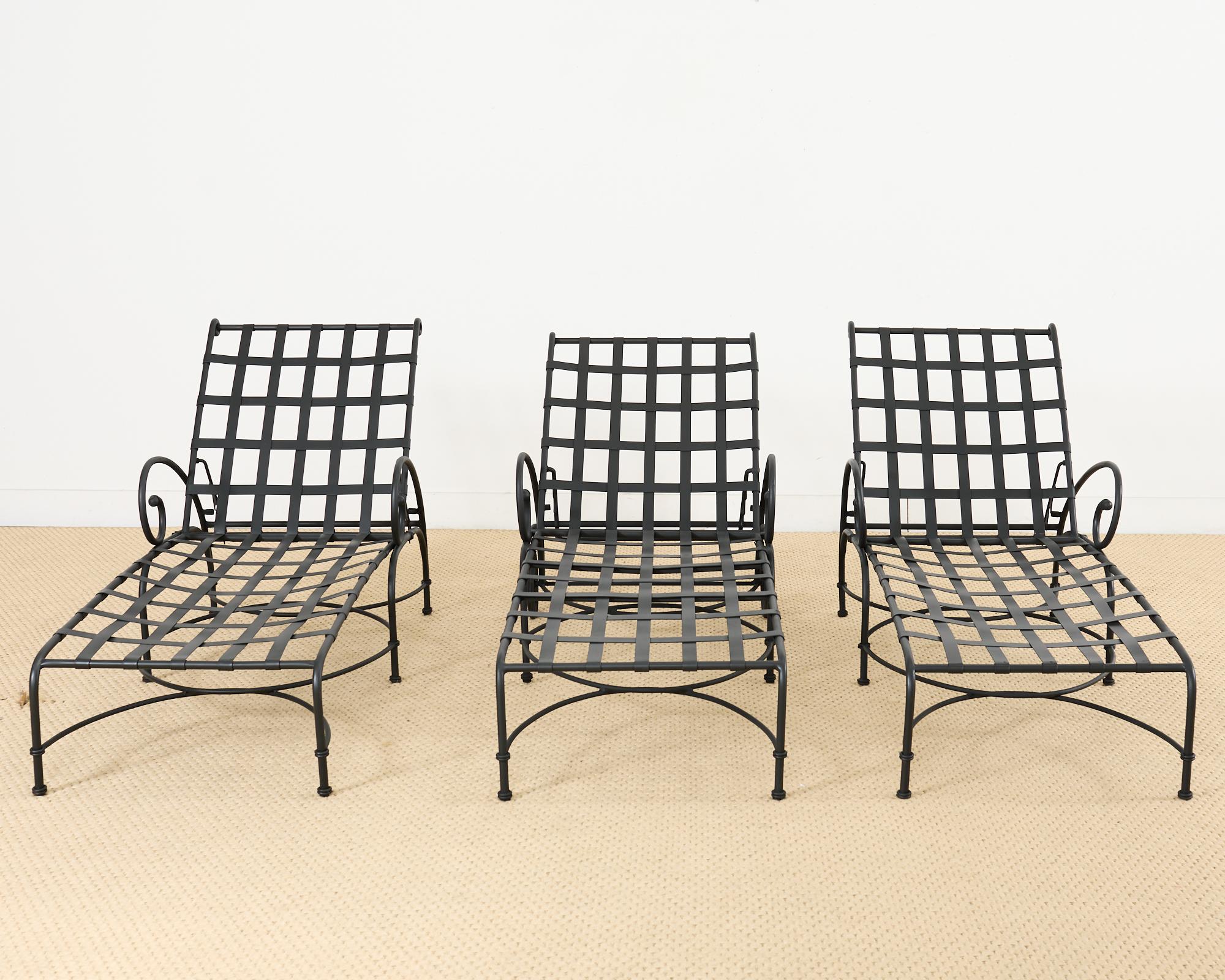 Nord-américain Lot de trois fauteuils de piscine Brown Jordan Florentine en vente