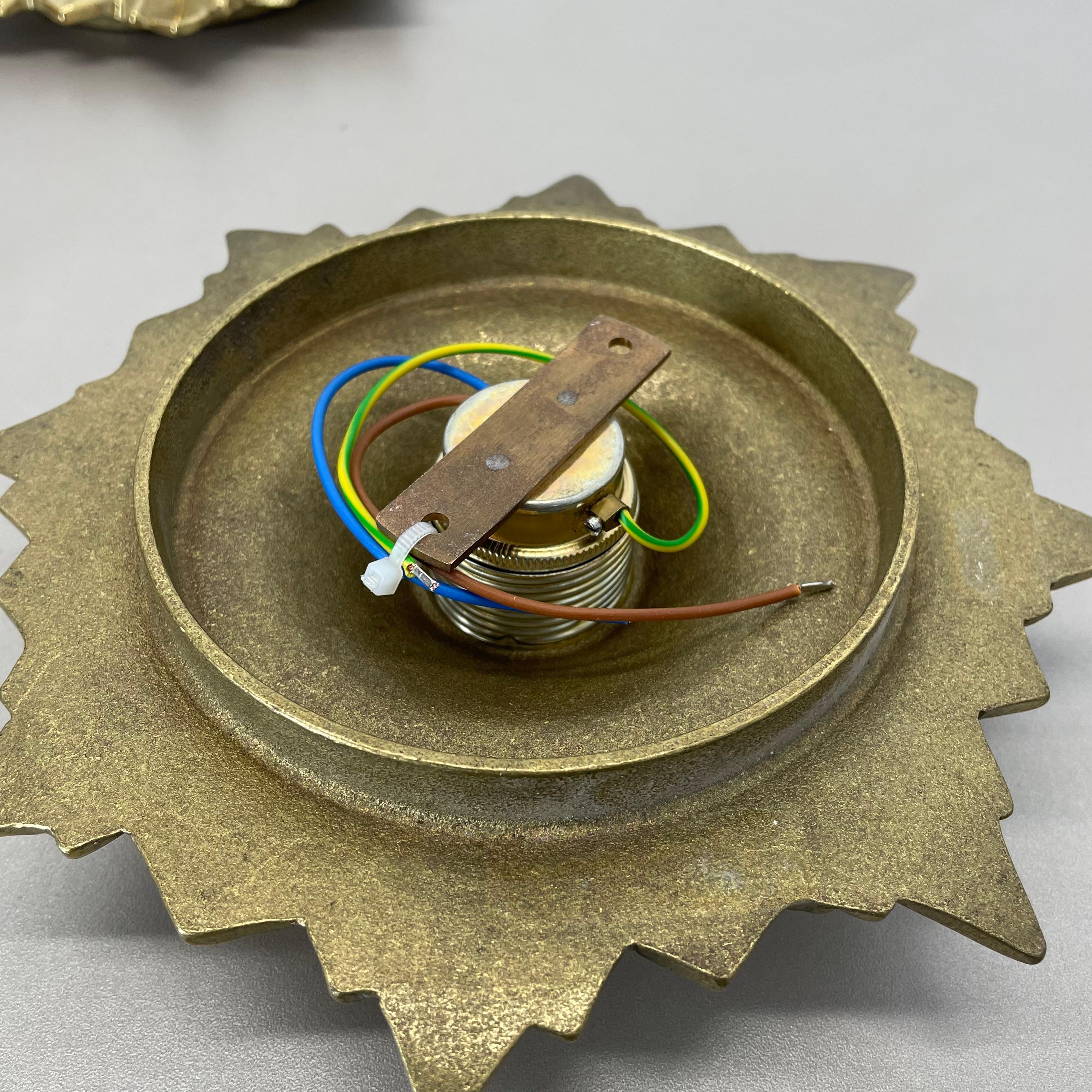 Set of Three Brutalist Bronze Sunburst Wall Ceiling Light Sconces, Italy 1950s For Sale 8