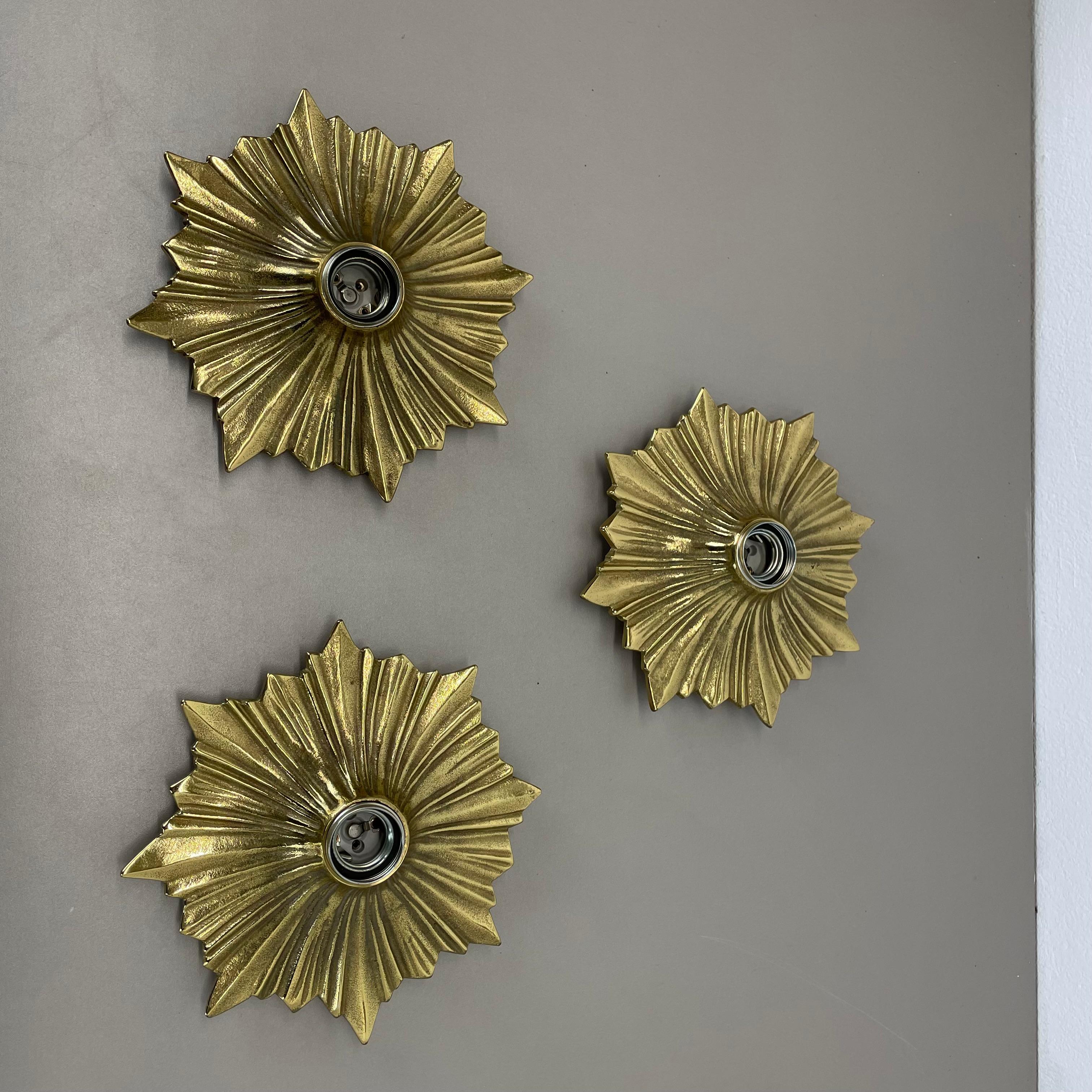 20th Century Set of Three Brutalist Bronze Sunburst Wall Ceiling Light Sconces, Italy 1950s For Sale