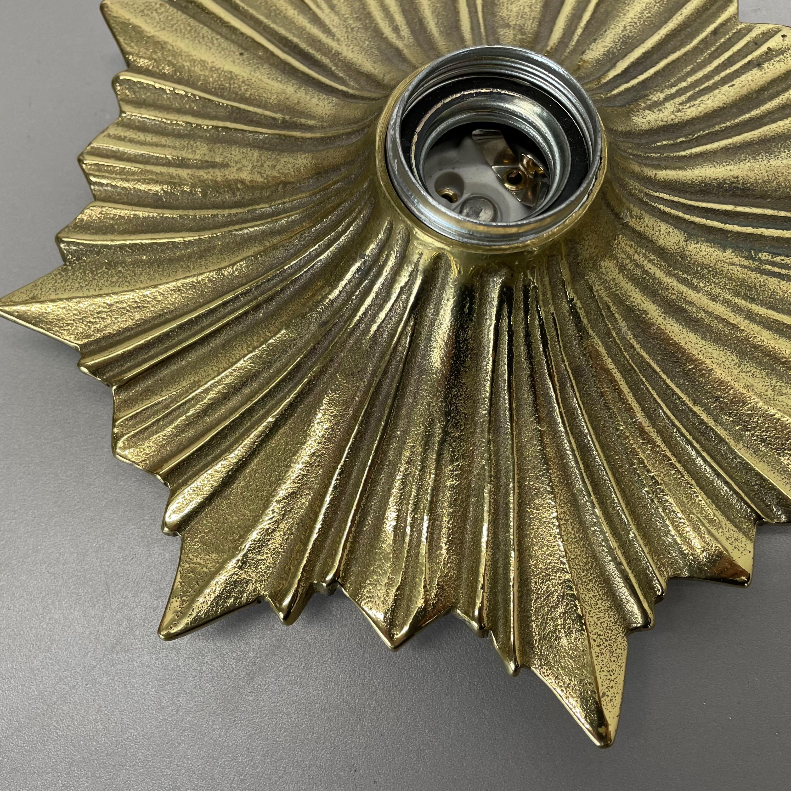 Set of Three Brutalist Bronze Sunburst Wall Ceiling Light Sconces, Italy 1950s For Sale 1