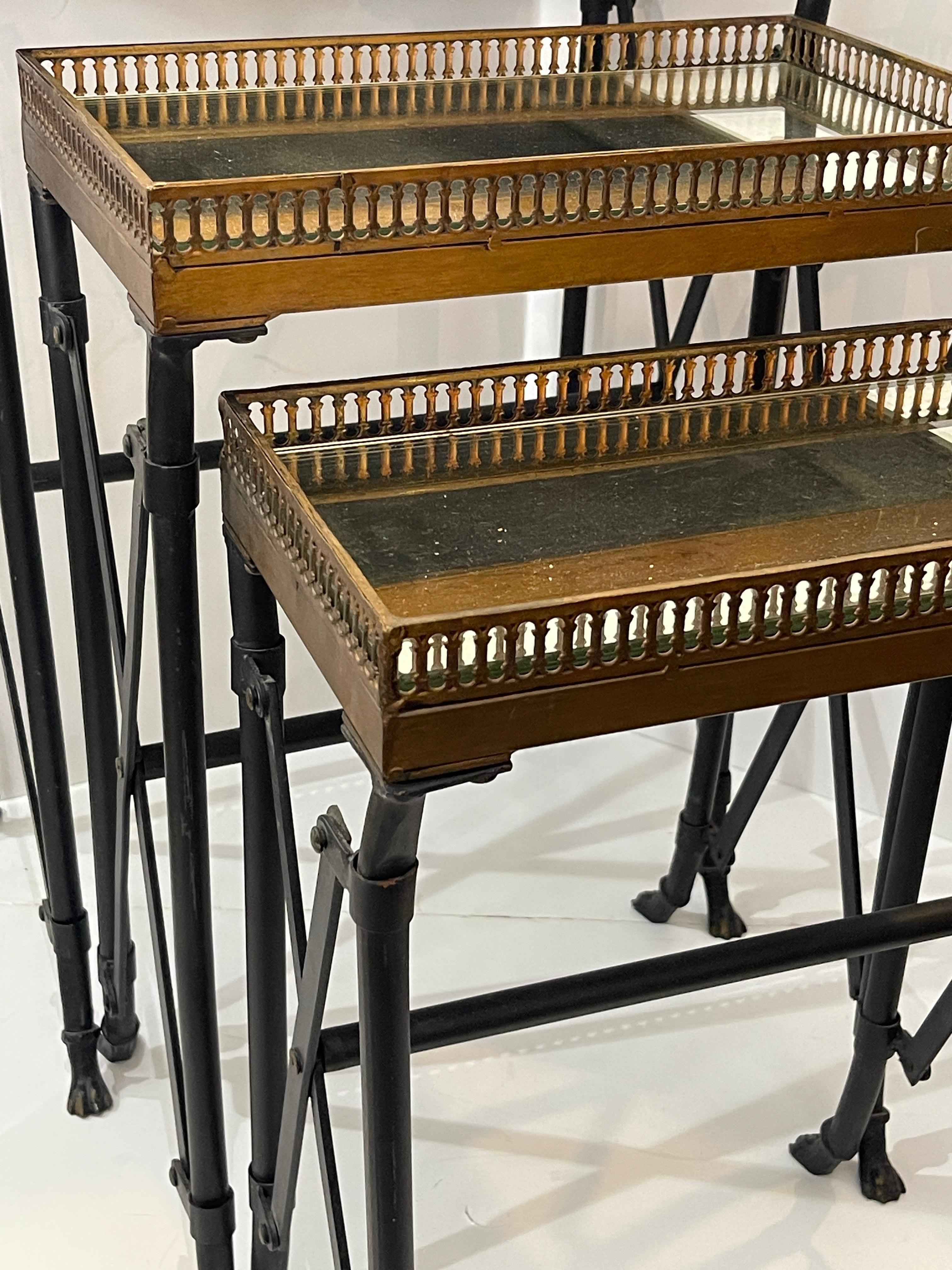 Metal Set of Three Campaign Style Mirrored Top Gallery Nesting Table, France For Sale