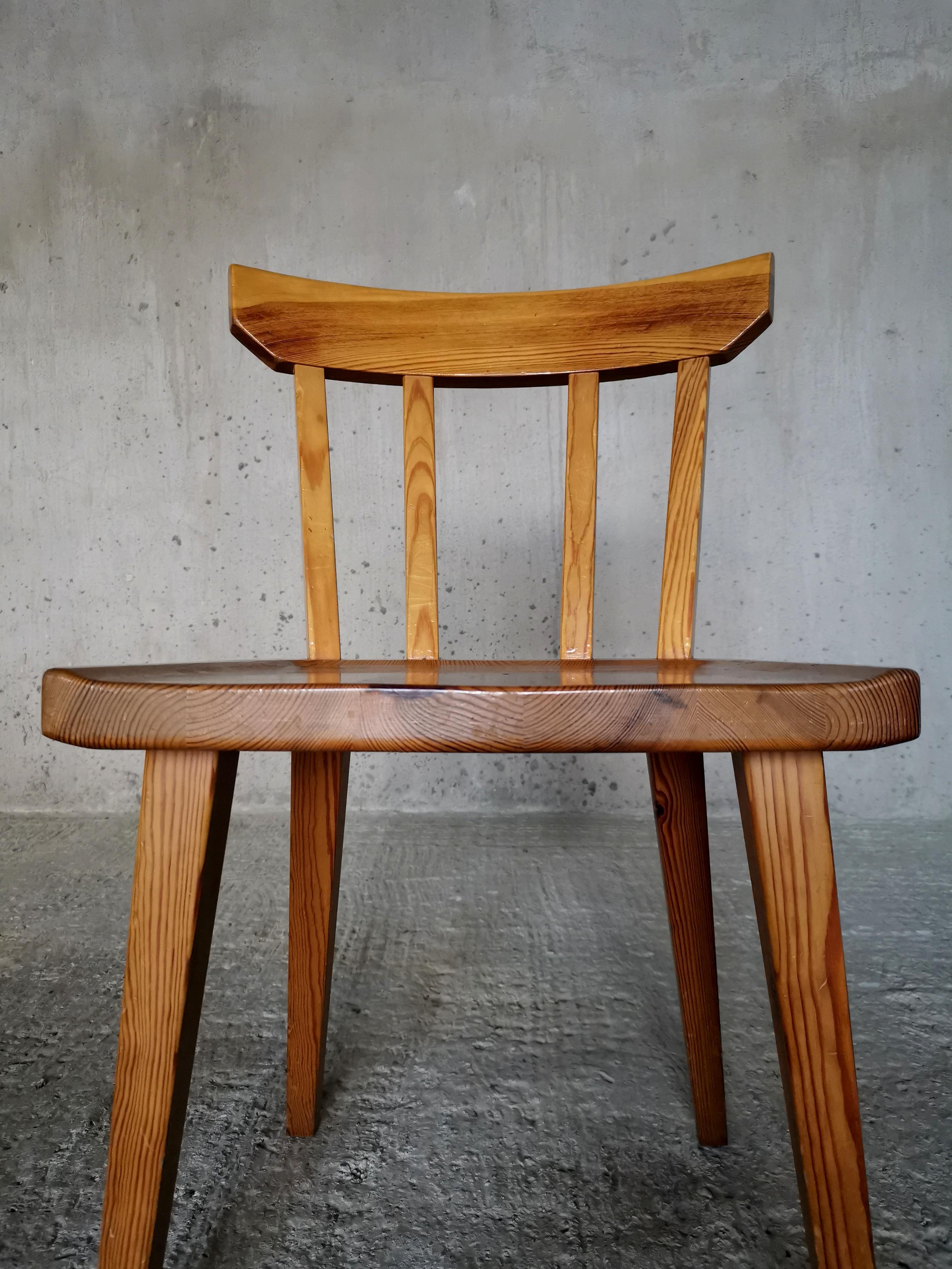 Set of three Carl Malmsten dining chairs in solid Oregon pine, Sweden 1960s For Sale 2