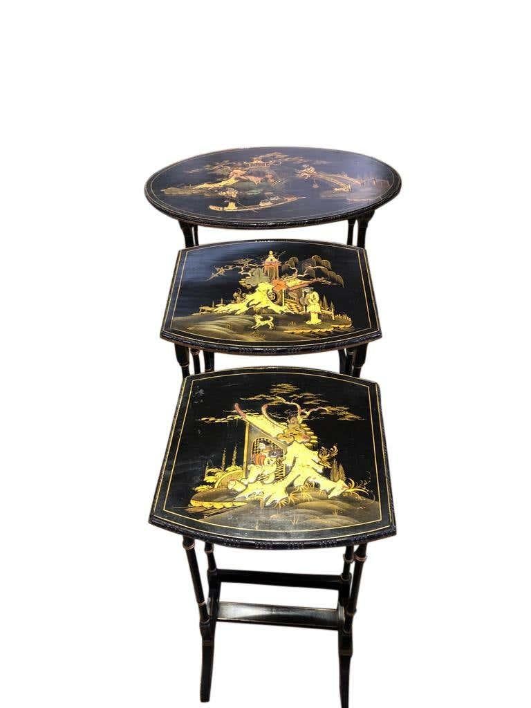 19th Century Set of Three Carved Chinese Chinoiserie Nested Tables For Sale