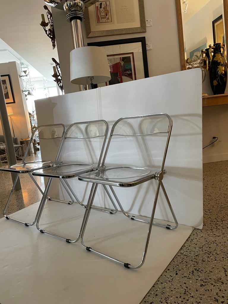 Mid-Century Modern Set of Three Casella Plia Folding Chairs For Sale