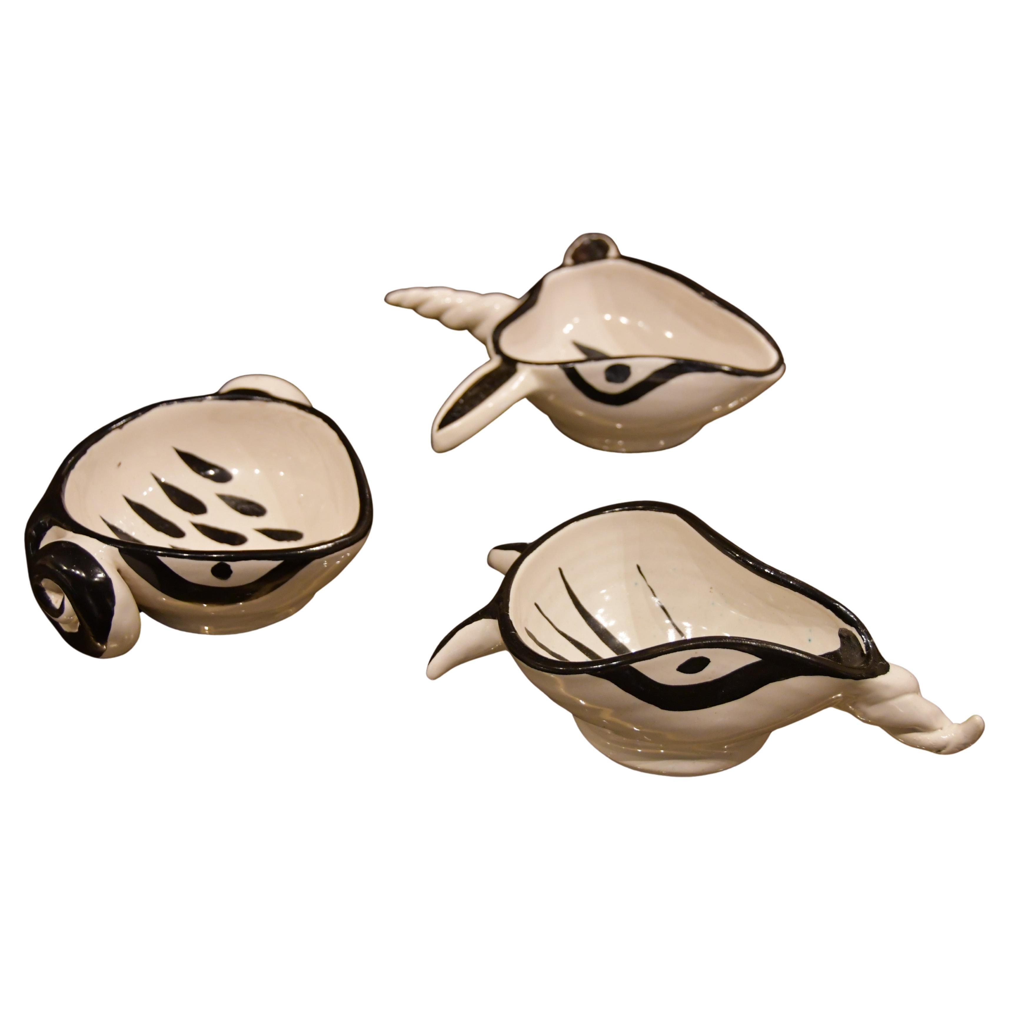 Set de trois plateaux attrape-tout en céramique par Roger Capron en vente