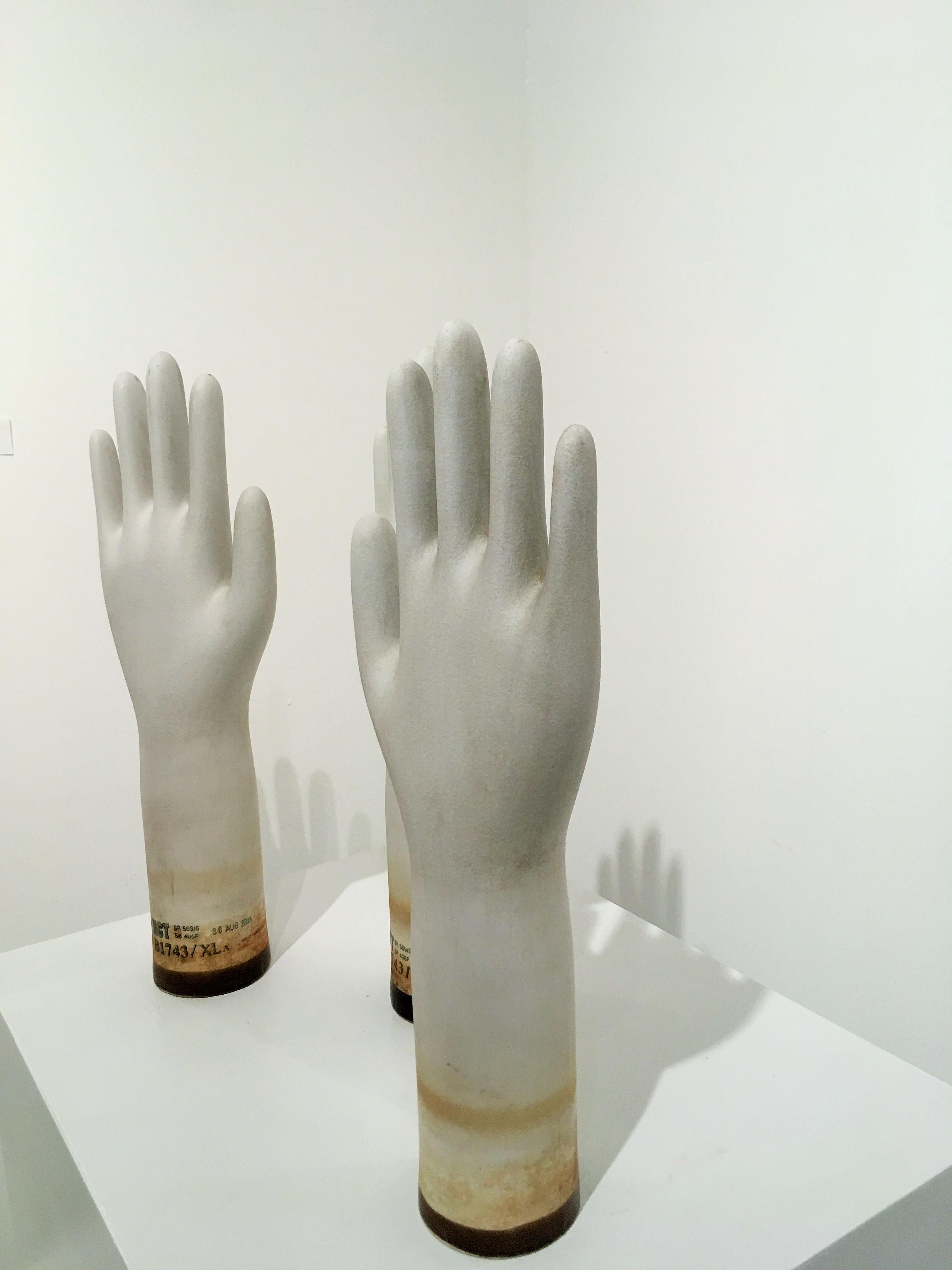 Ensemble de trois moules à gants en céramique, 2008 Bon état - En vente à San Diego, CA