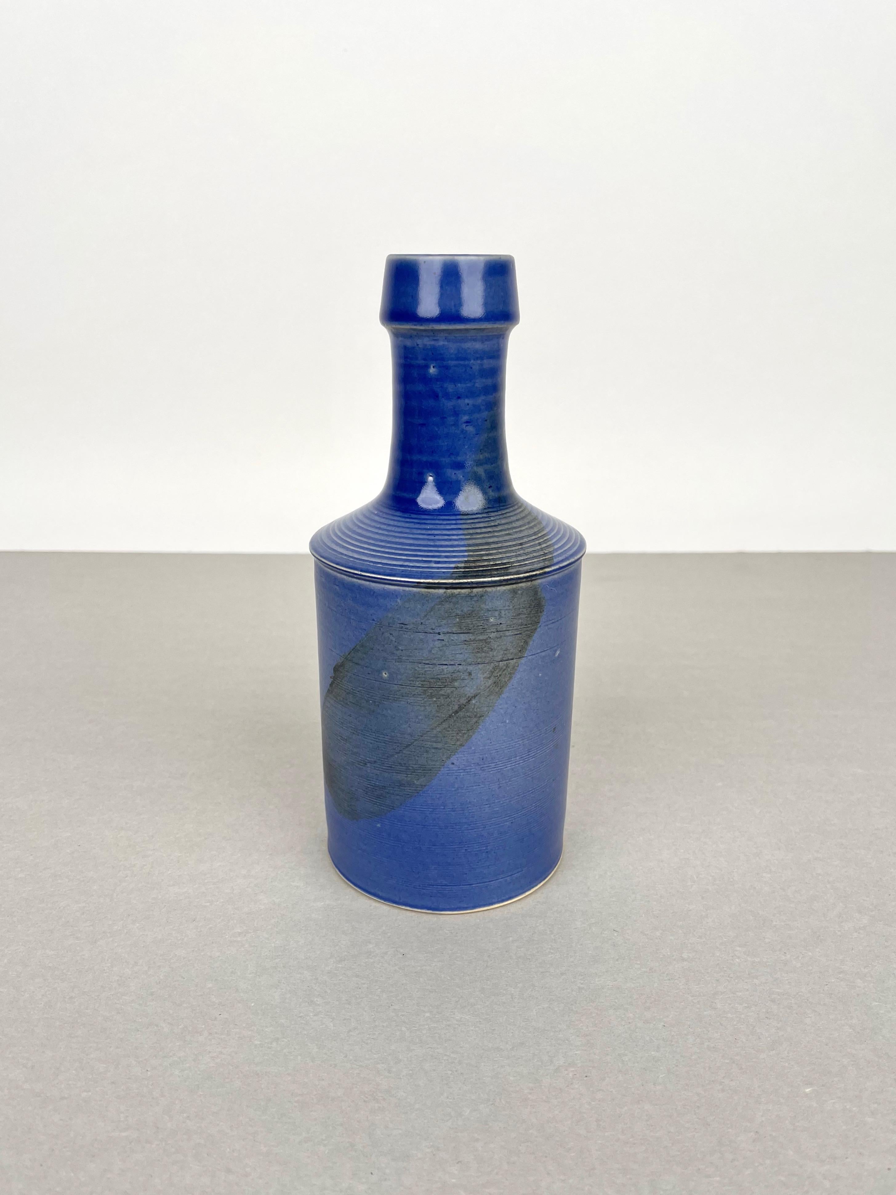 Set of Three Ceramic Vase Bottle Nanni Valentini Laboratorio Pesaro Italy, 1960s For Sale 4