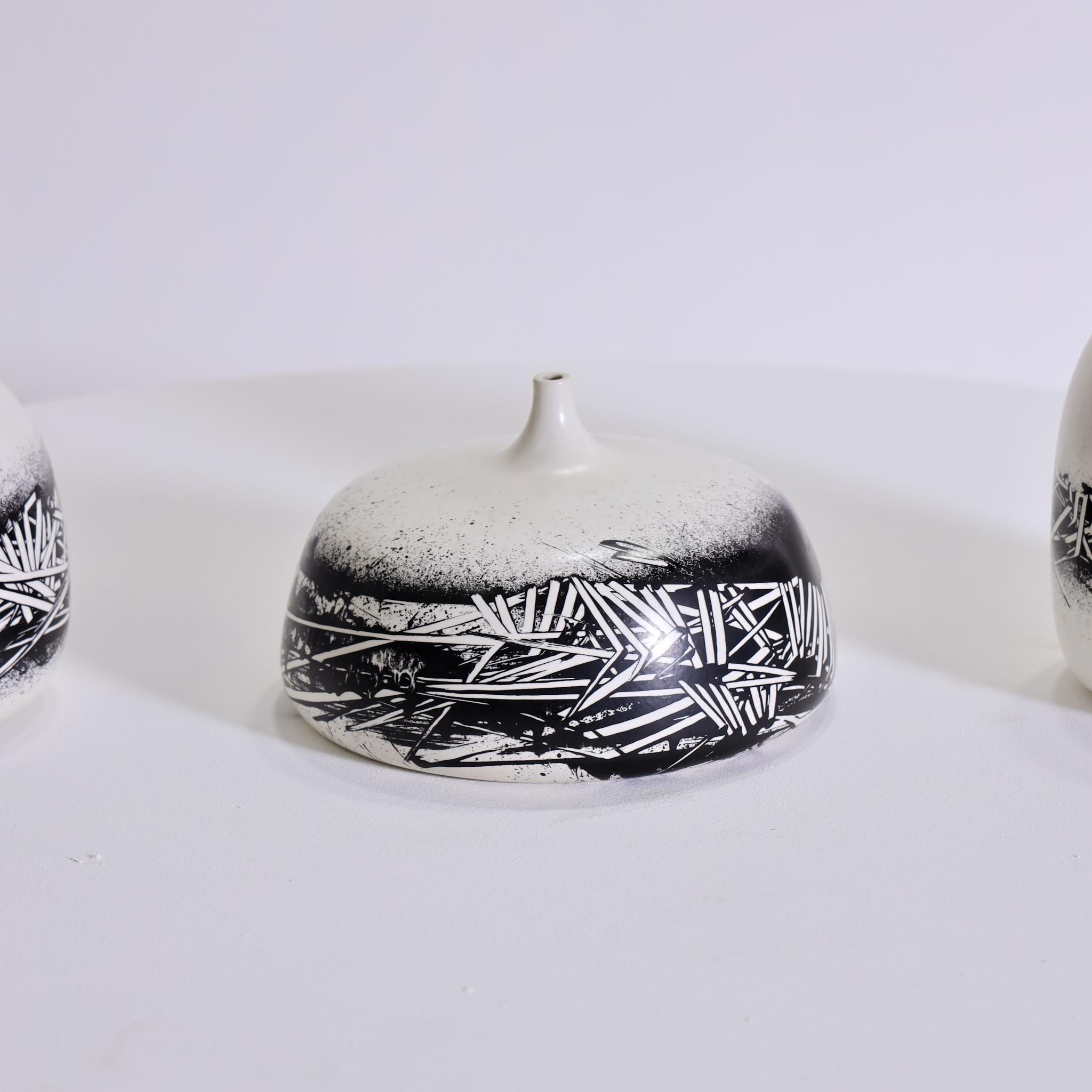 Set of Three Ceramic Vases by Emilio Scanavino for Motta In Good Condition For Sale In New York, NY