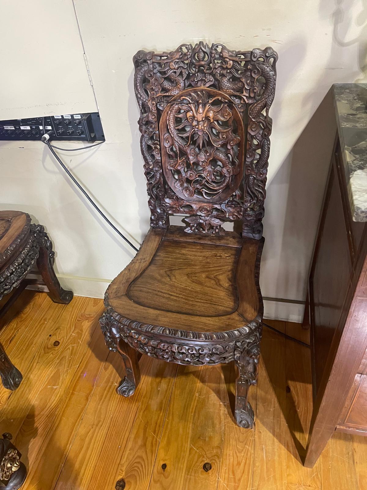 SET OF THREE CHAIRS AND TWO CHINESE ARMCHAIRS end 19th Century For Sale 4