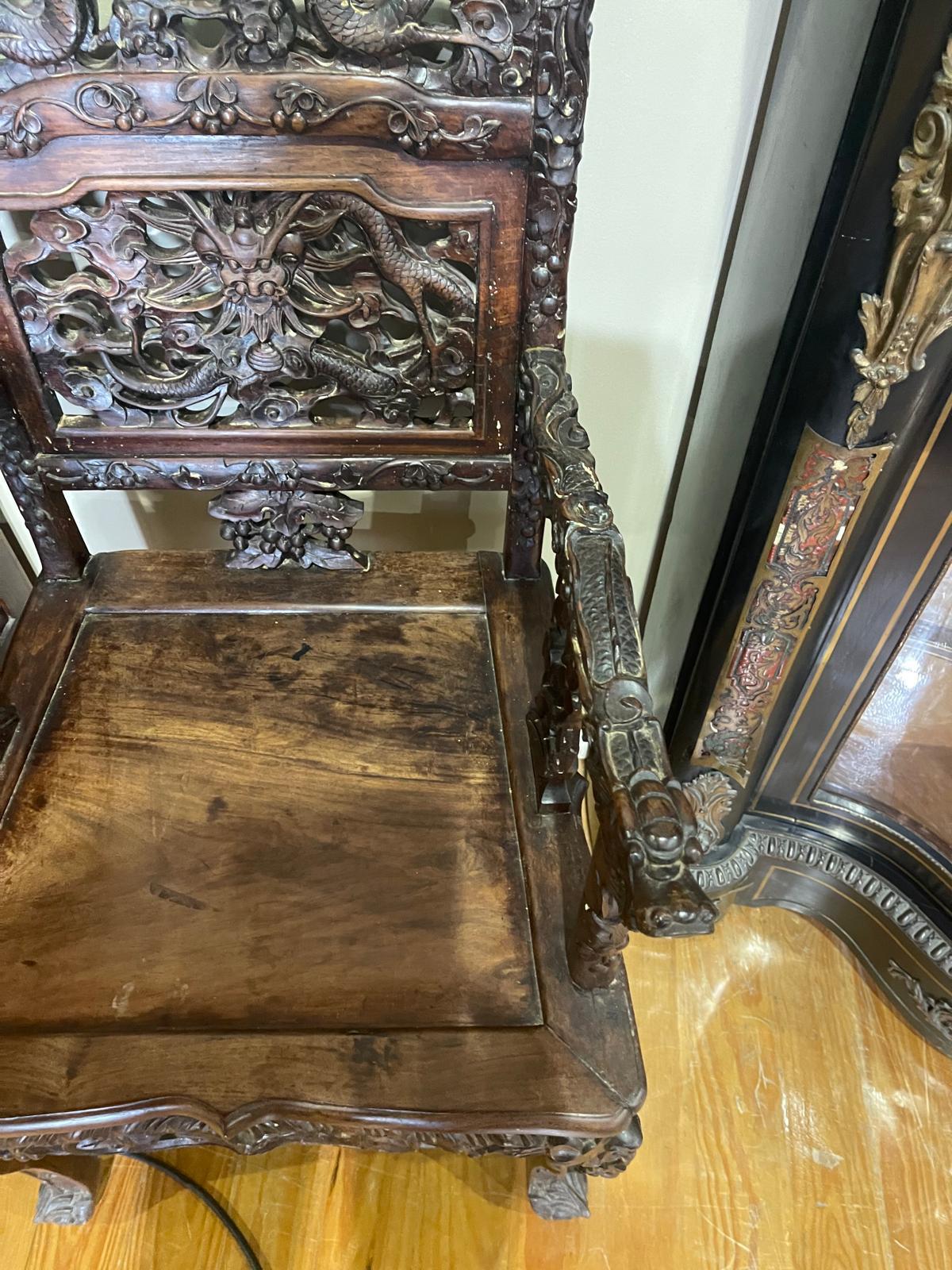 SET OF THREE CHAIRS AND TWO CHINESE ARMCHAIRS end 19th Century For Sale 5
