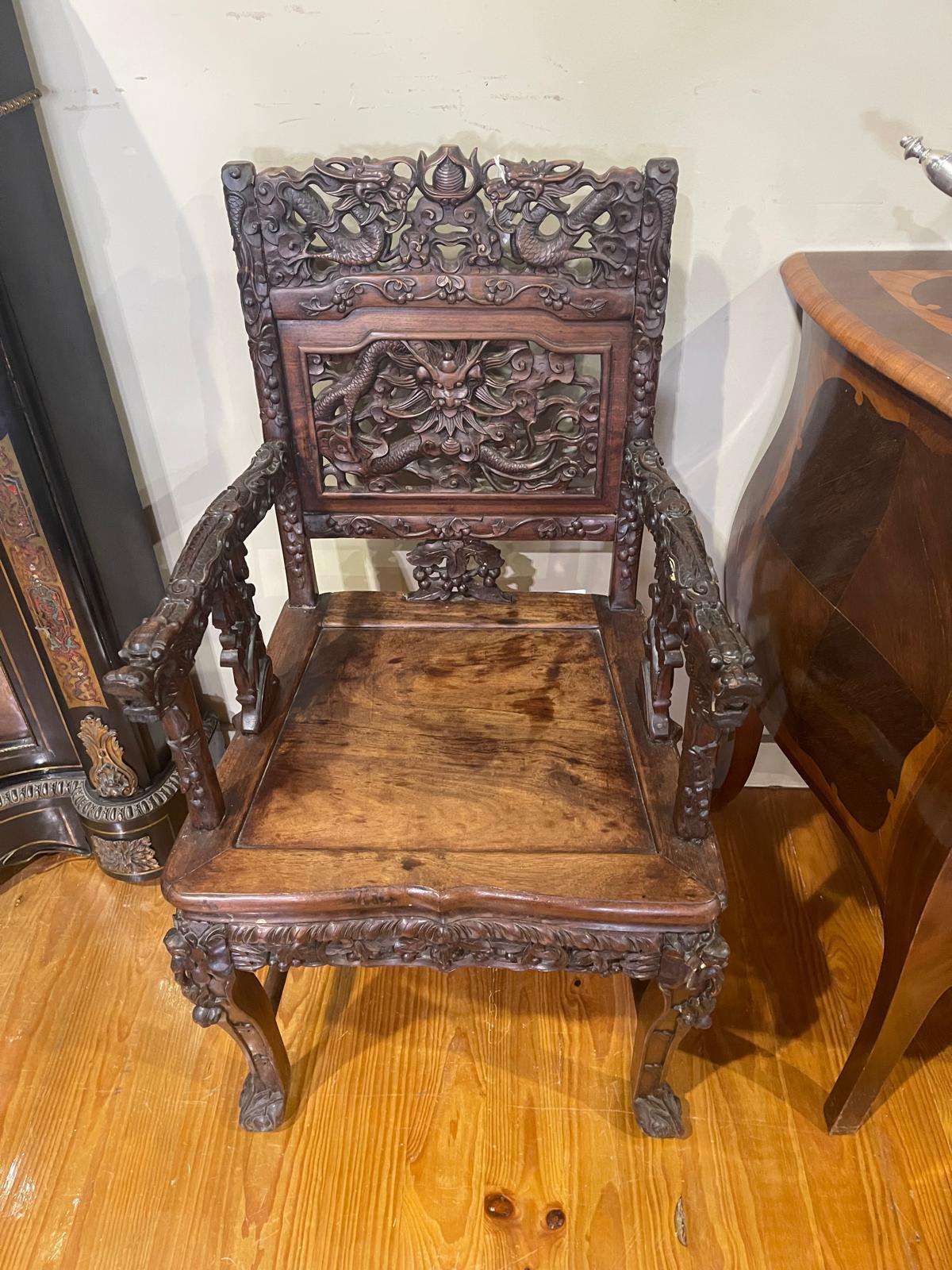SET OF THREE CHAIRS AND TWO CHINESE ARMCHAIRS end 19th Century For Sale 2