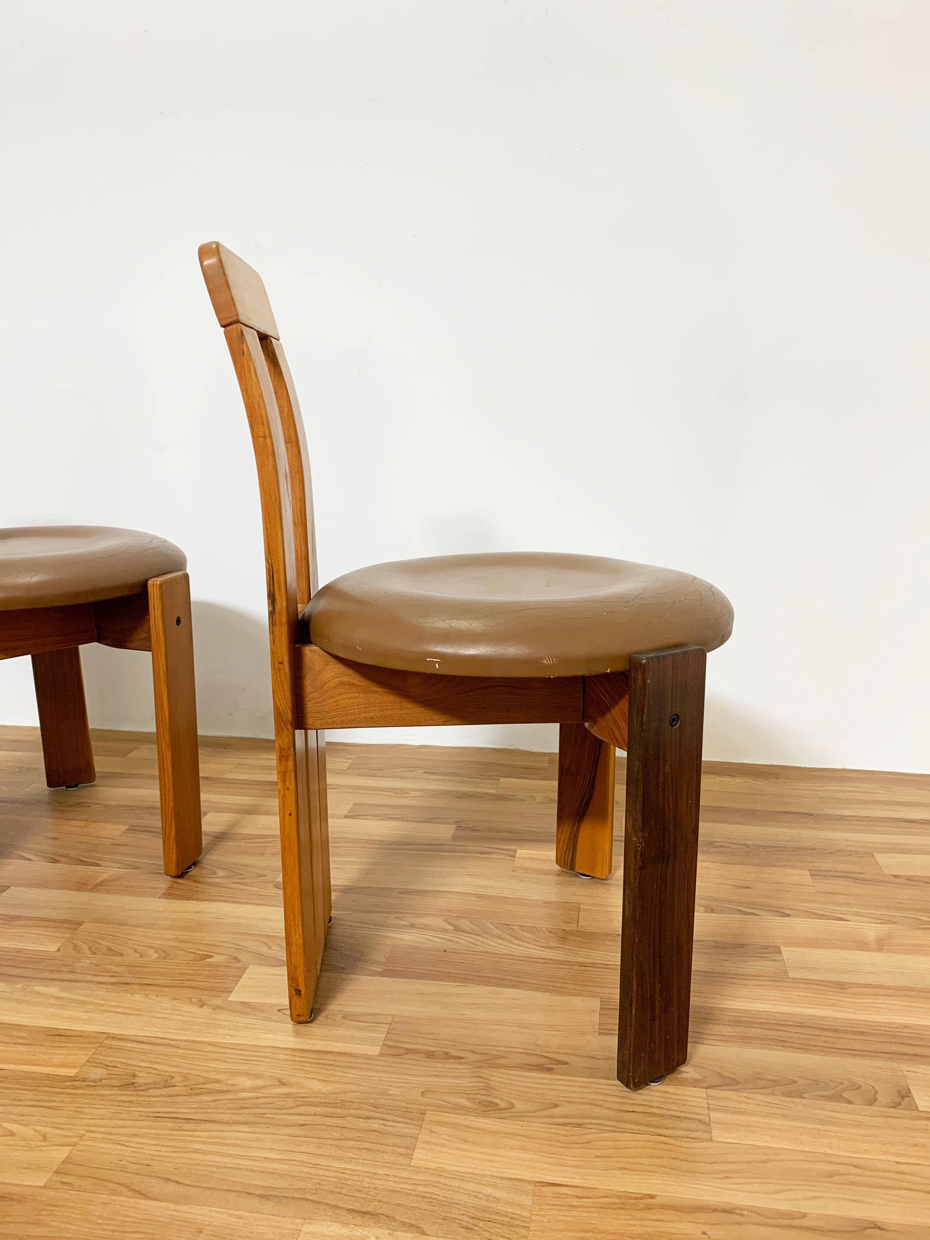 Set of Three Chairs in Bleached Walnut and Leather Attributed to Carla Scarpa 4