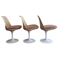 Set of three chairs model «Tulip» By Eero Saarinen and manufactured by Knoll.