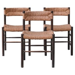 Ensemble de trois chaises de salle à manger modèleordogne du milieu du siècle dernier de Charlotte Perriand
