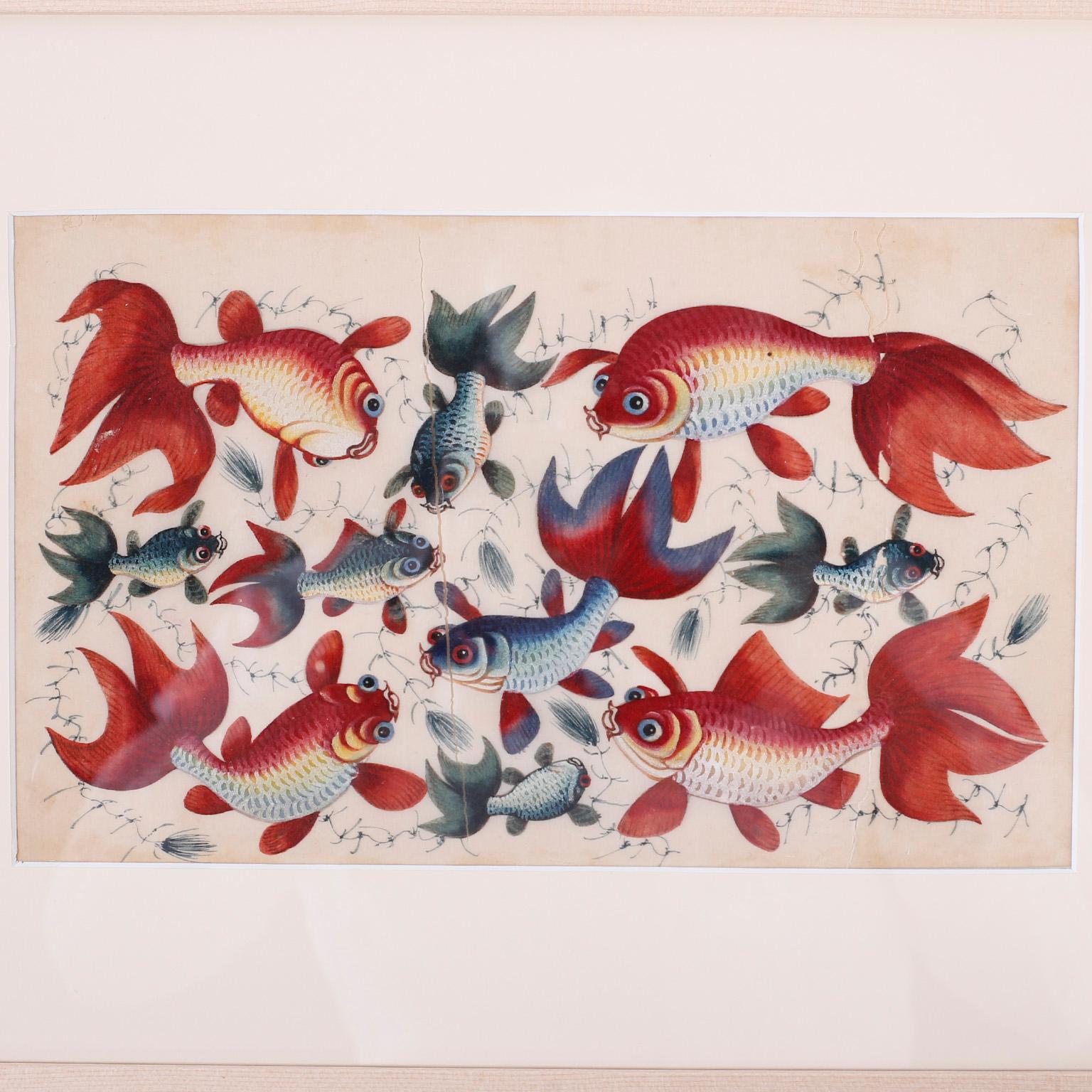 Papier Ensemble de trois peintures chinoises en tissu représentant des poissons en vente