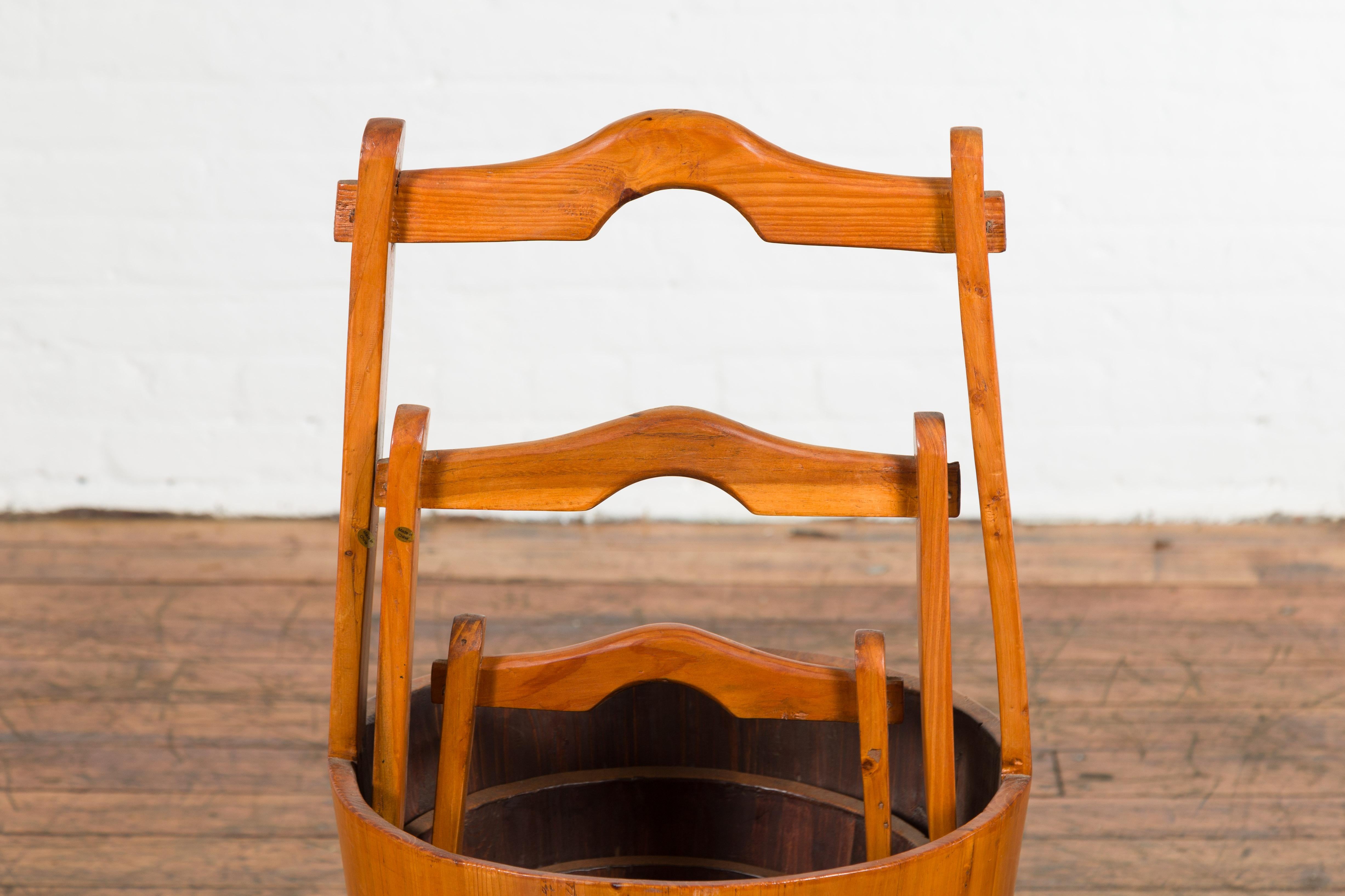 20th Century Set of Three Chinese Vintage Grain Nested Baskets with Large Handles For Sale