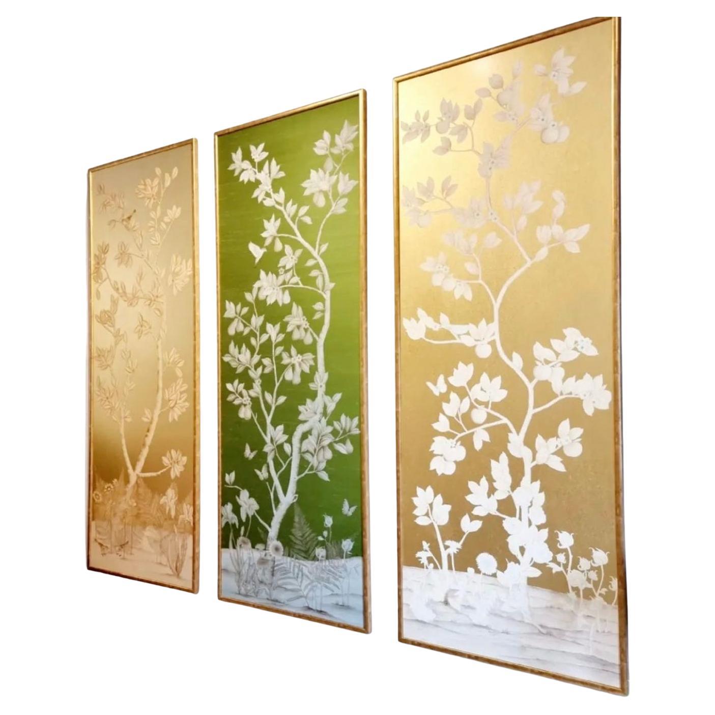 Ensemble de trois peintures chinoises, aquarelles sur soie et papier doré