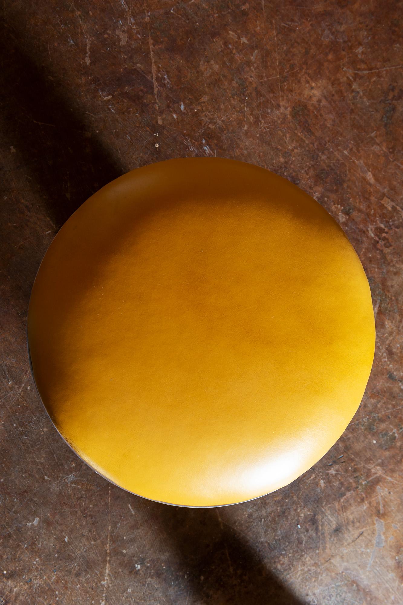 Mid-Century Modern Pair of Chrome Stools with Ochre Leather Seats, 1970s