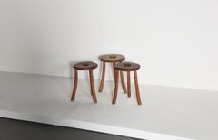 Ensemble de trois tabourets circulaires, France, années 1950