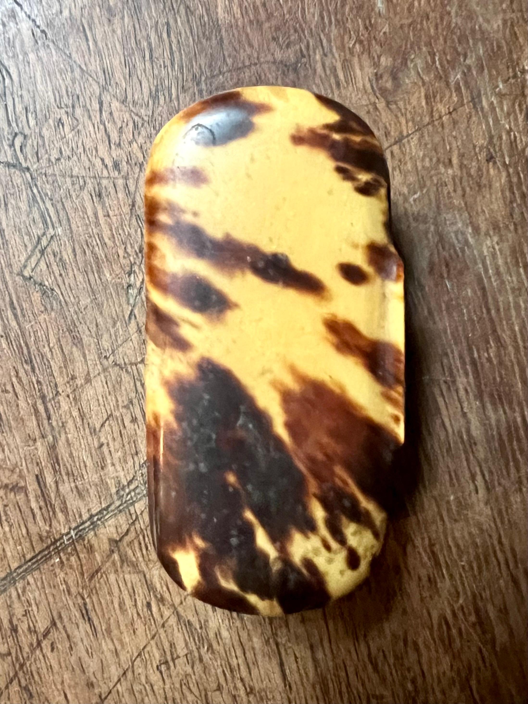 Set di tre tabacchiere da collezione, XIX secolo in vendita 5