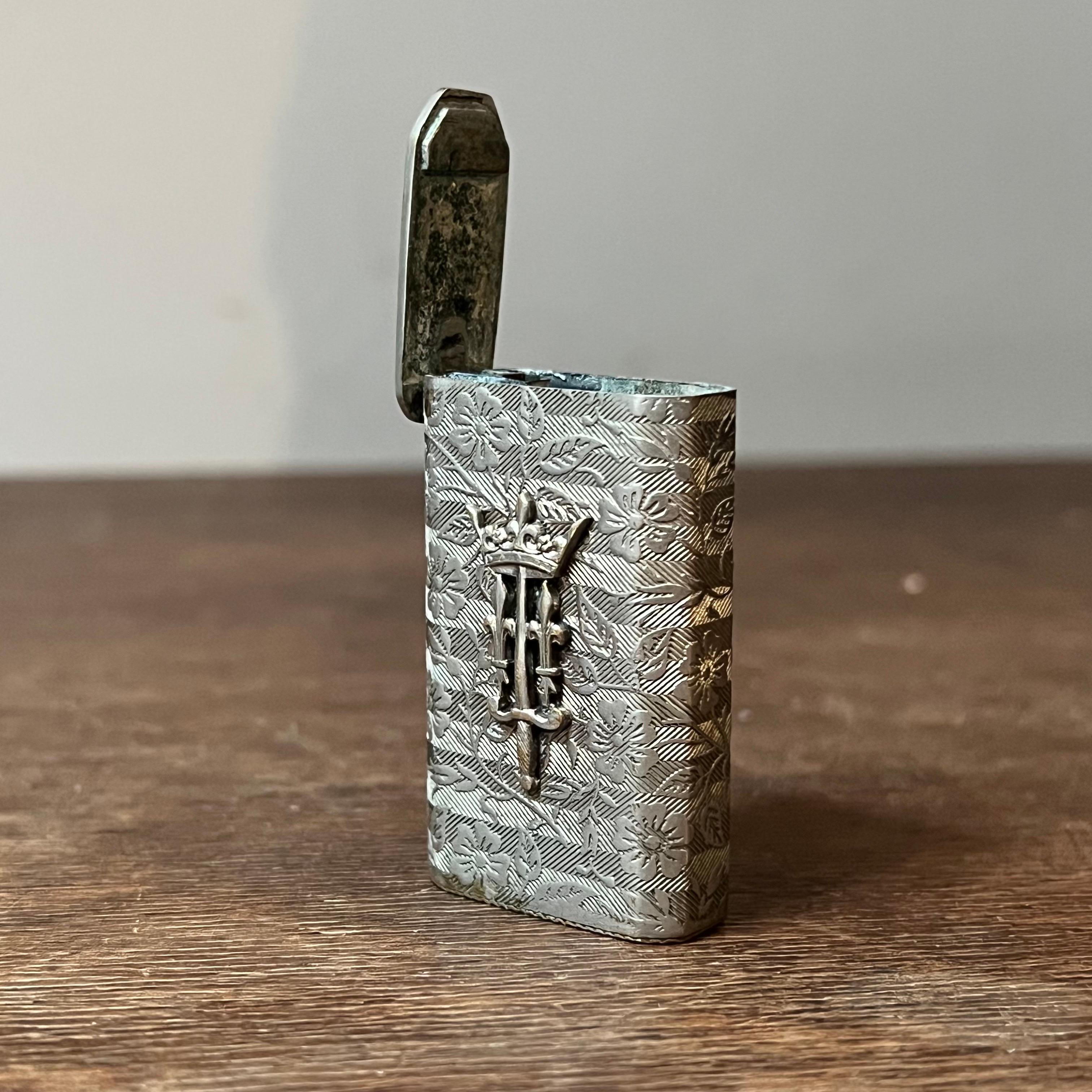 Set di tre tabacchiere da collezione, XIX secolo in vendita 8