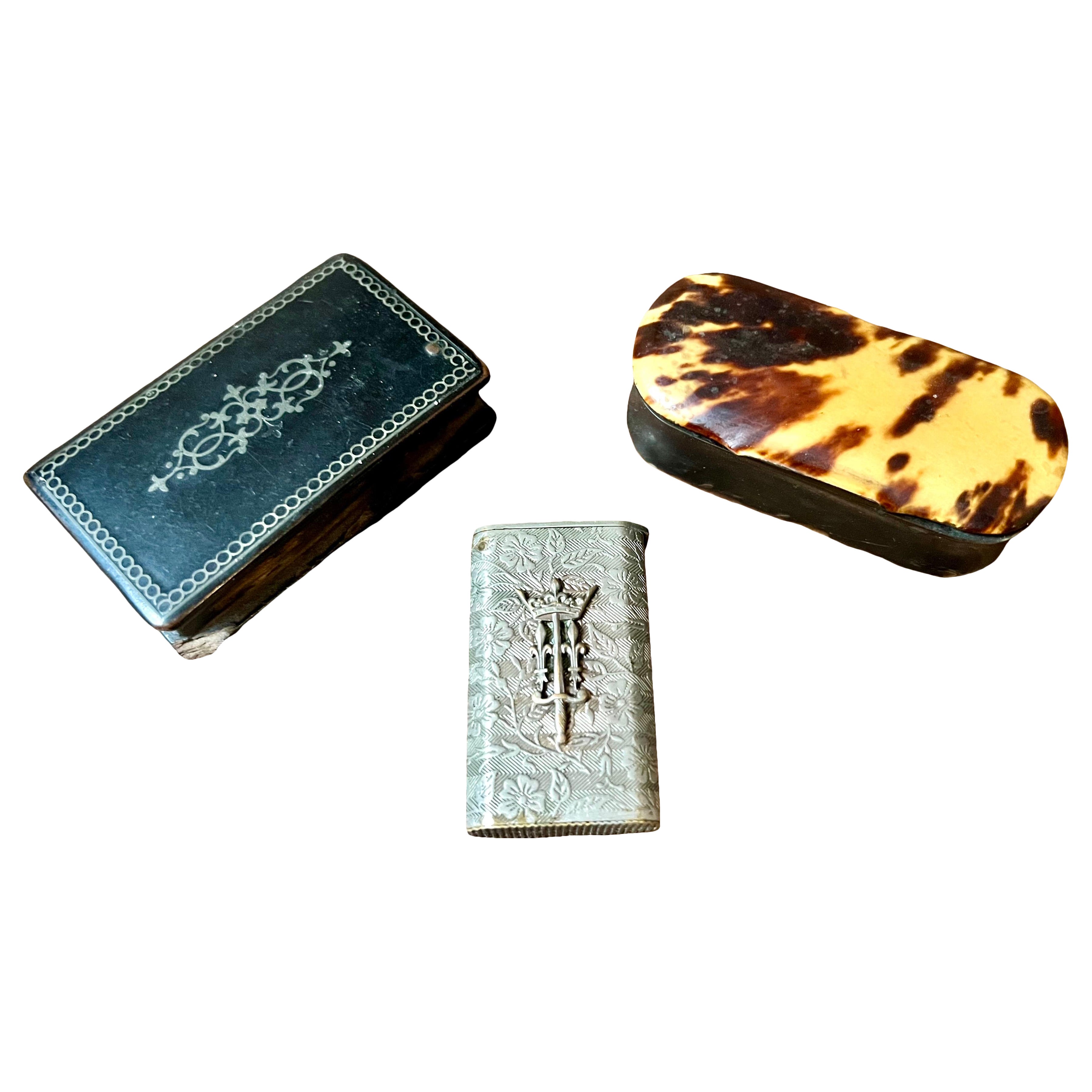 Set di tre tabacchiere da collezione, XIX secolo