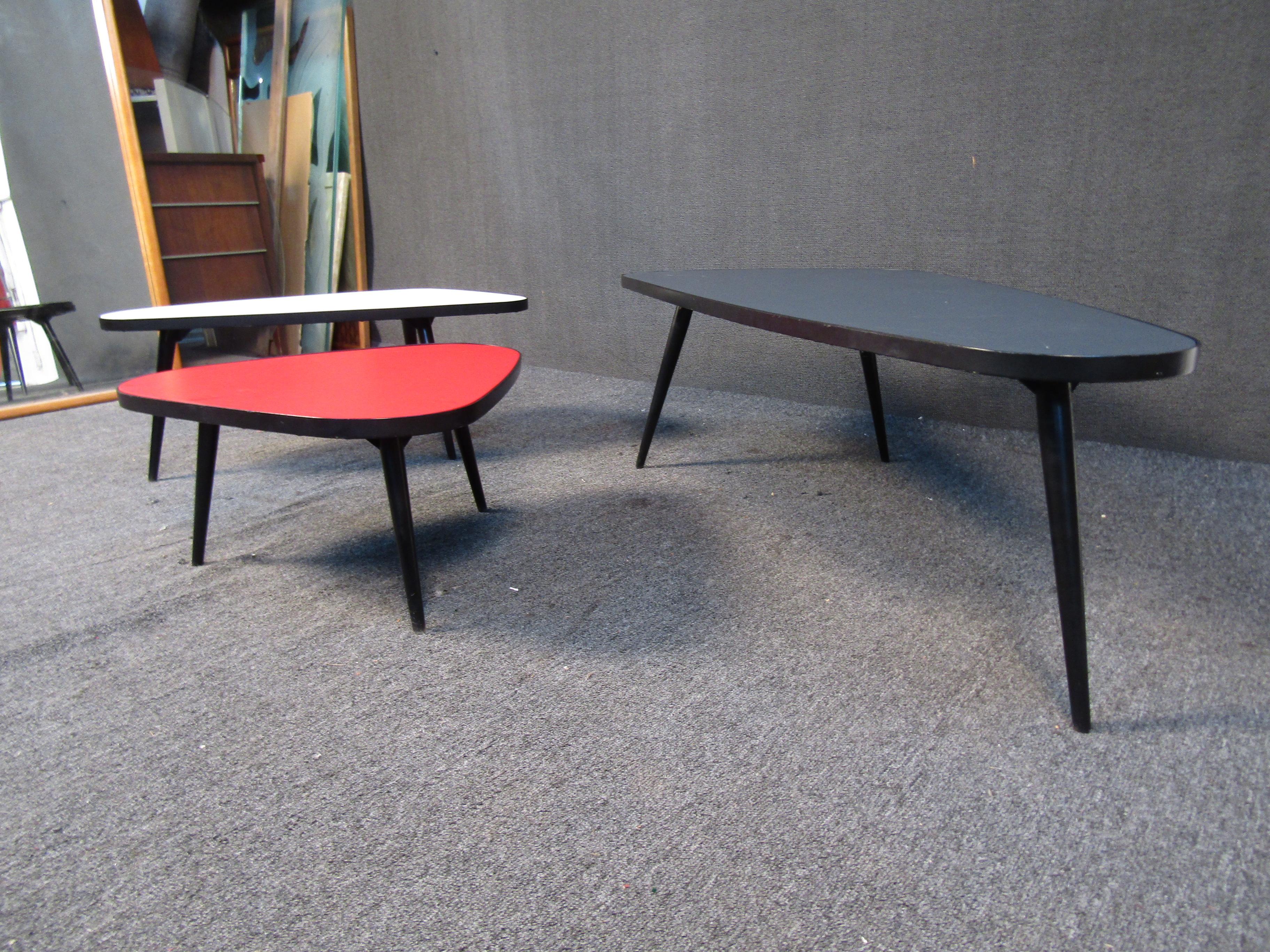 Mid-Century Modern Set of Three Colorful Side Tables For Sale