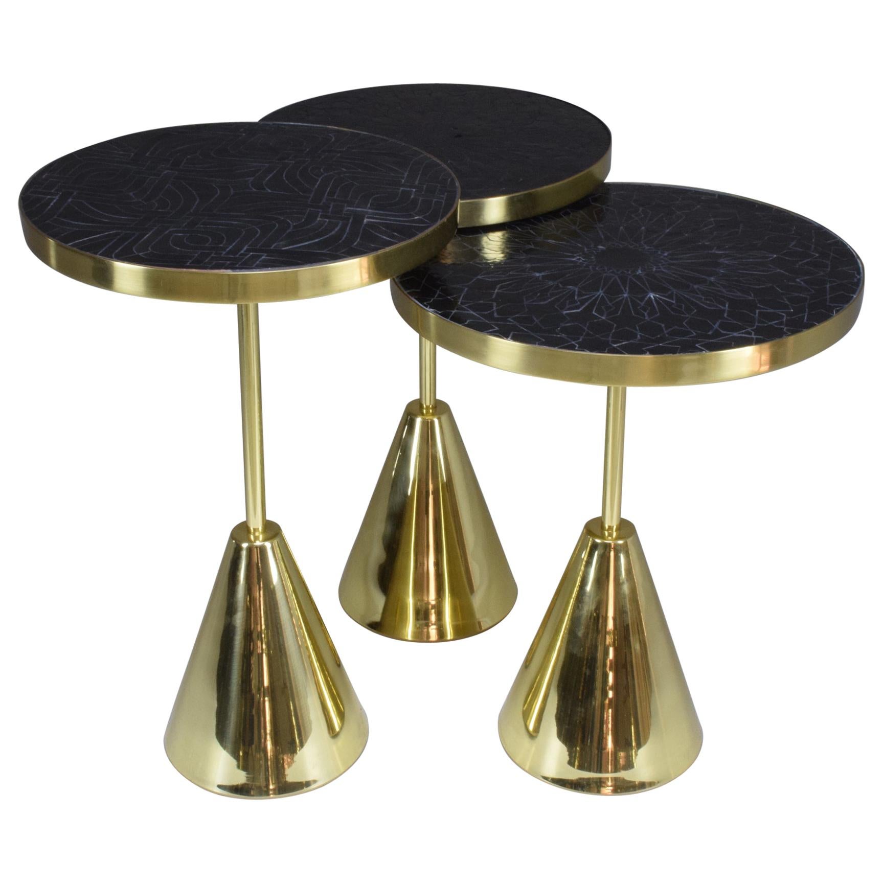 Set of Three Contemporary Brass Mosaic Side Tables, Flow Collection For Sale 12