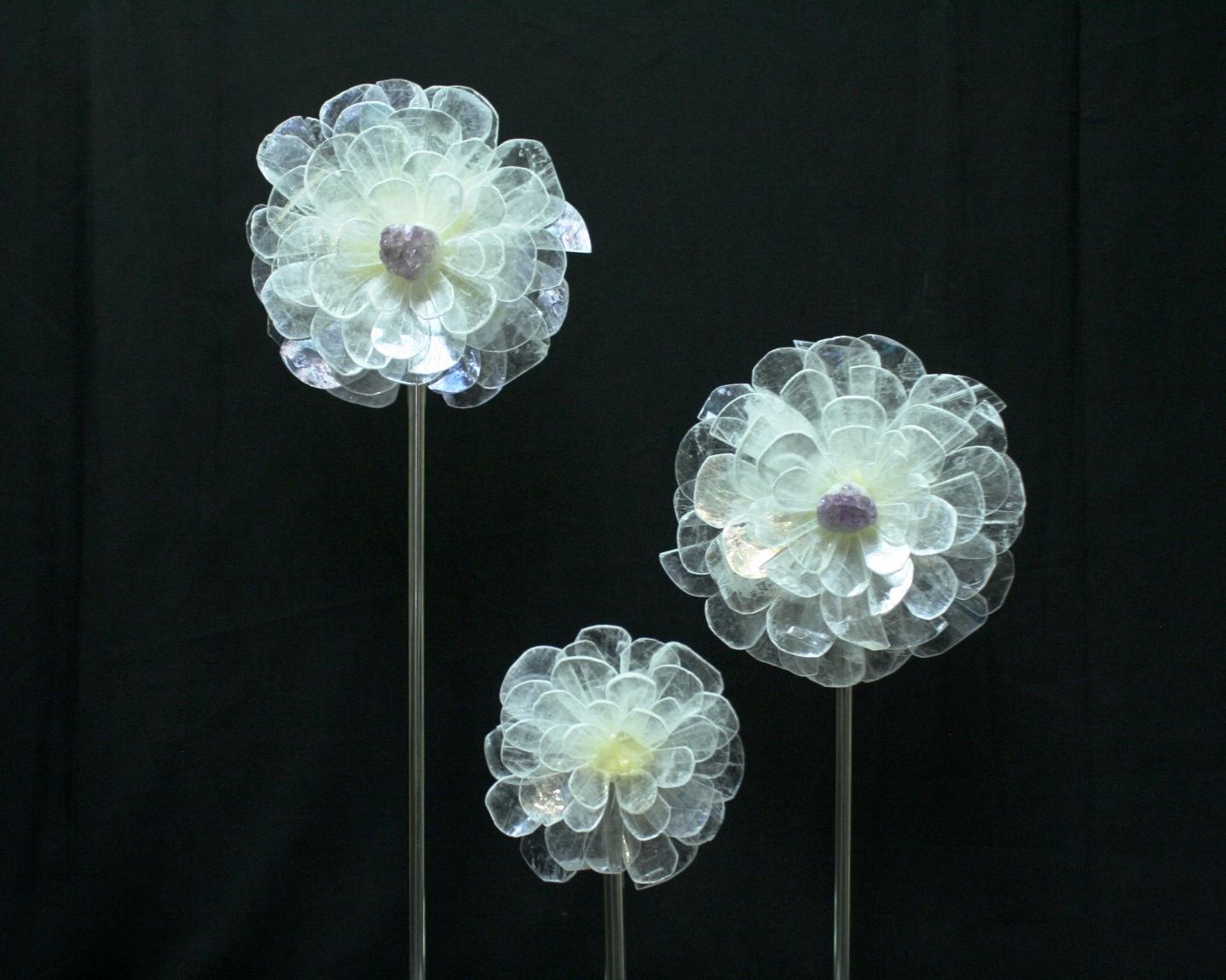 Set of Three Contemporary Carved Flowers In Excellent Condition For Sale In Cypress, CA