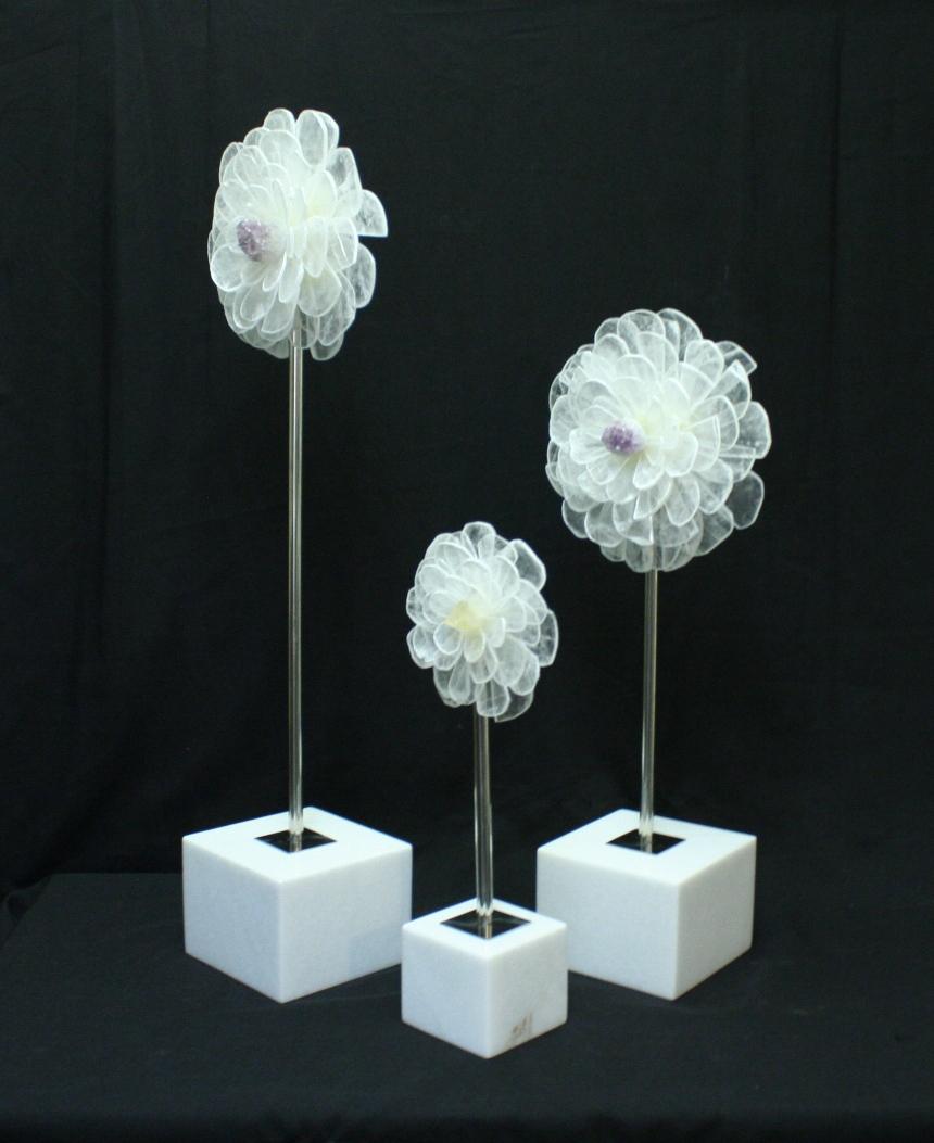 Set of Three Contemporary Carved Flowers For Sale 3