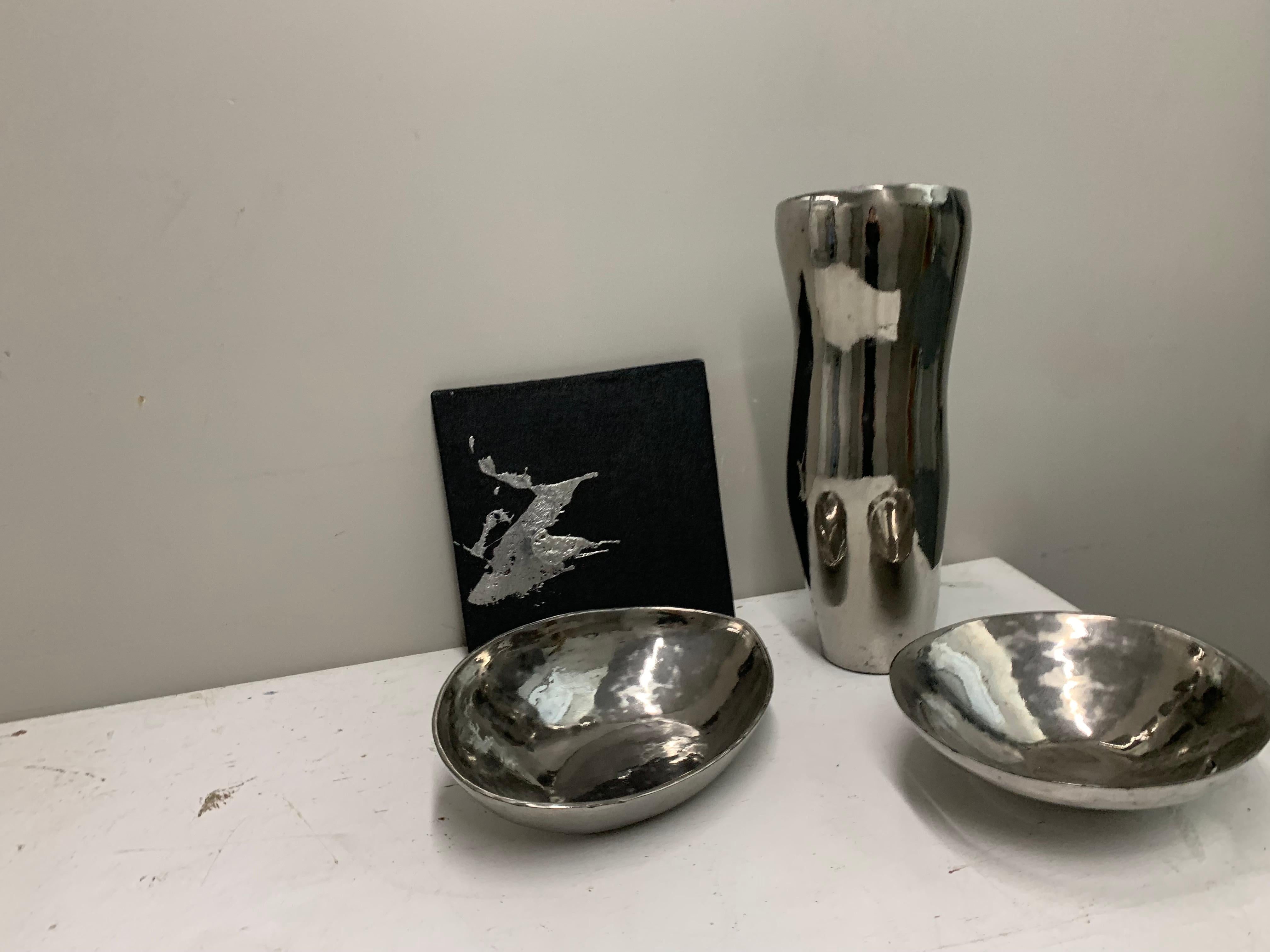 Set of Three Contemporary Italian Vases In Good Condition For Sale In Jersey City, NJ