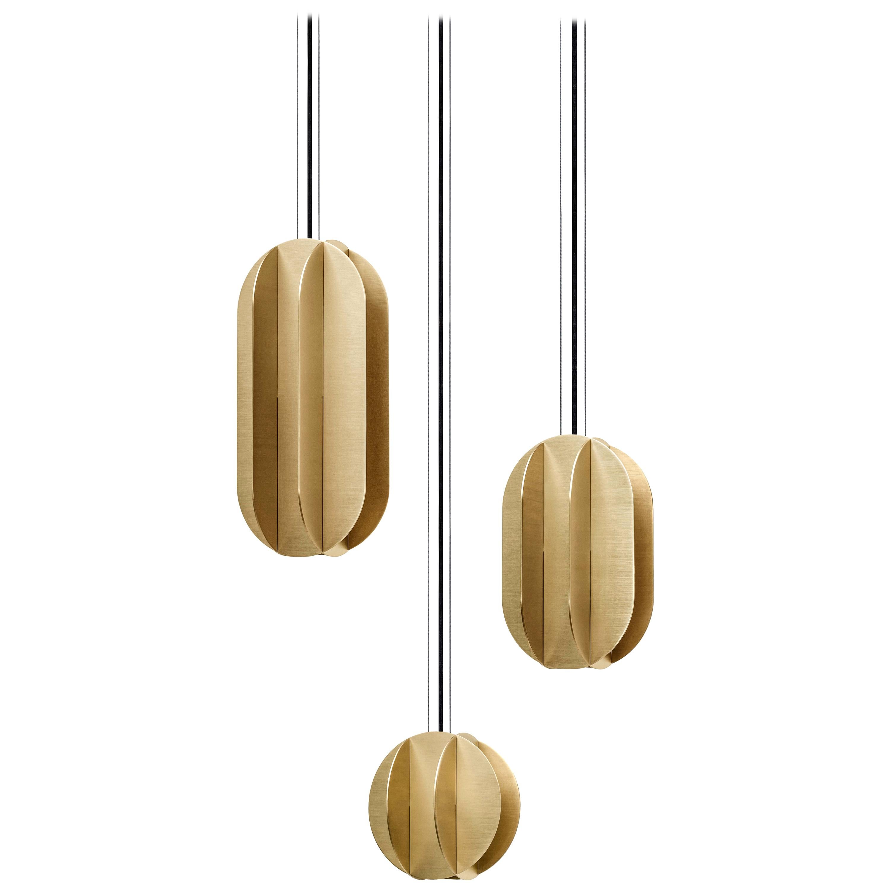 Set of Three Contemporary Pendant Lamp El Lamps CS1 by Noom in Brass