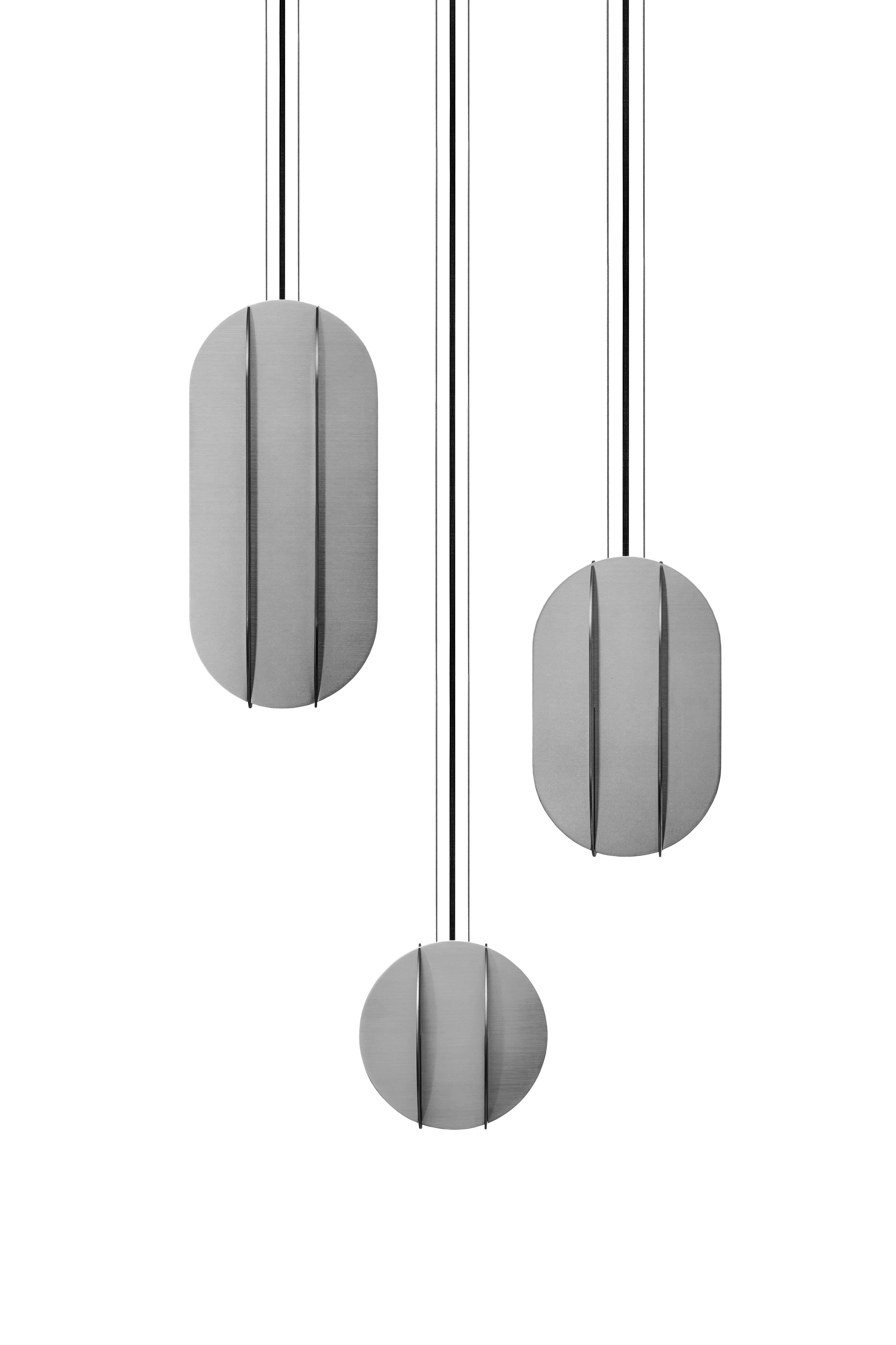 Moderno Set di tre lampade a sospensione contemporanee El Lamps Small CS3 di NOOM in Steele in vendita