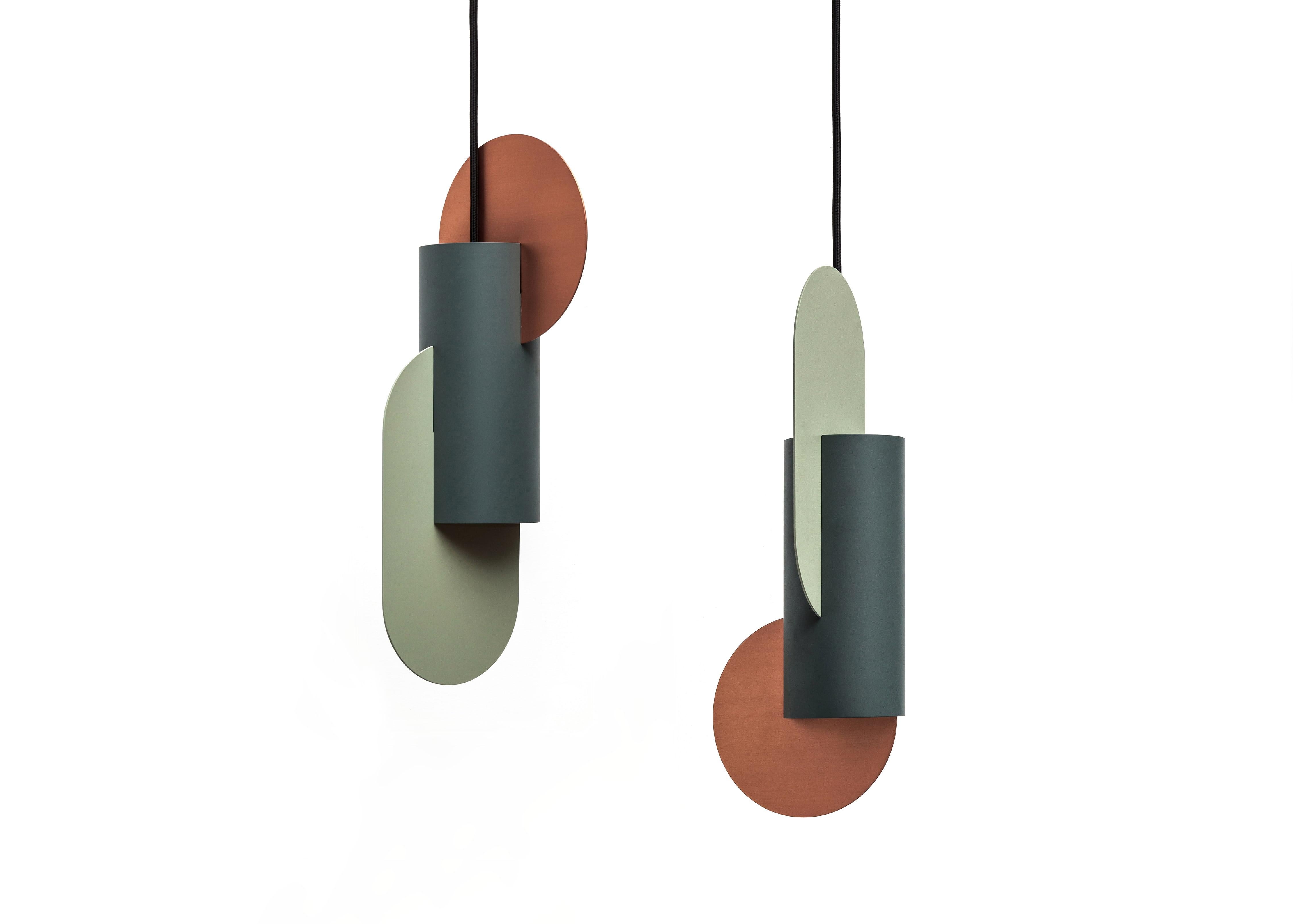 Rame Set di tre lampade a sospensione contemporanee Suprematic di NOOM in rame e acciaio in vendita