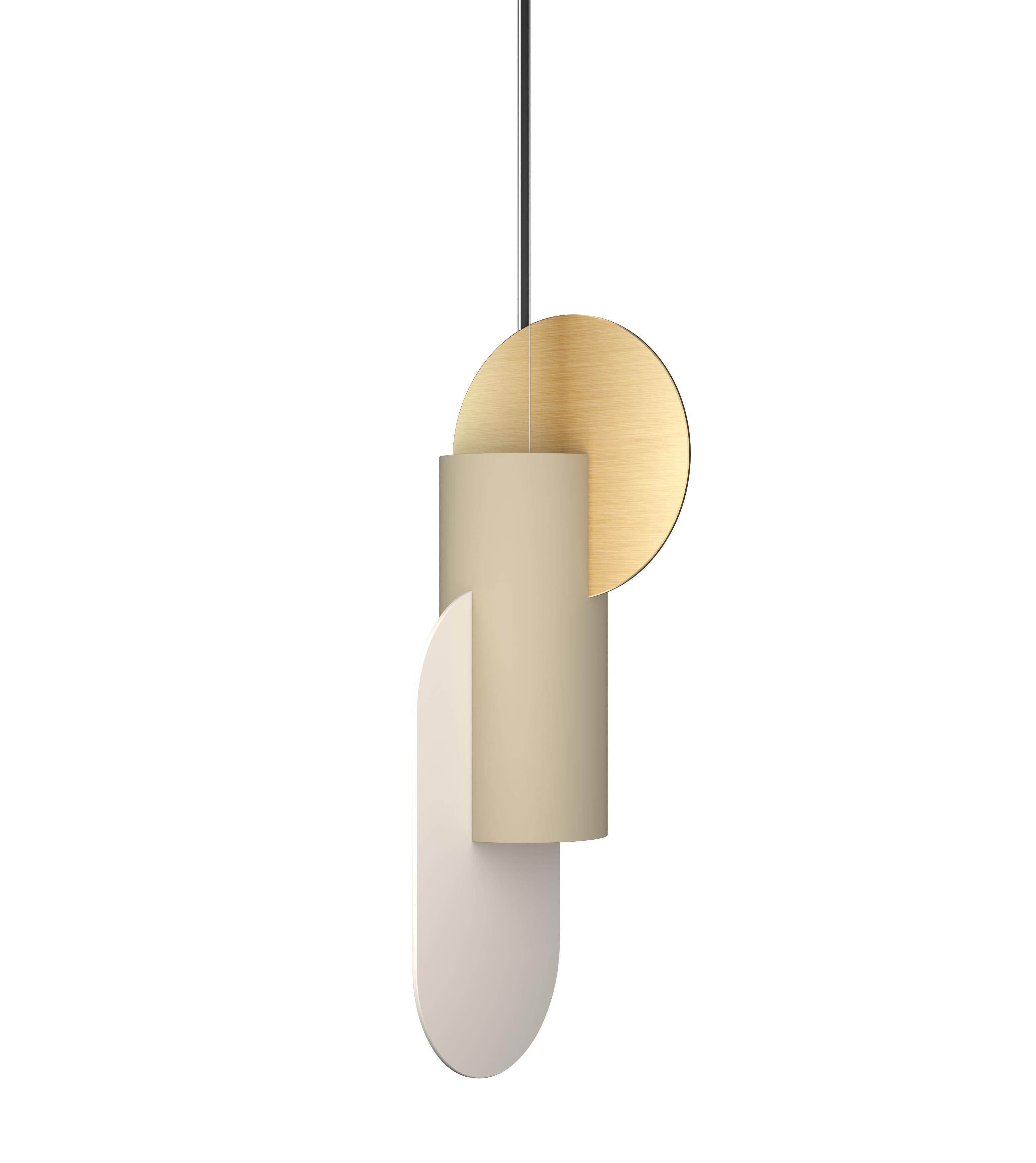 Moderno Set di tre lampade a sospensione contemporanee Suprematic CS6 di NOOM in ottone e acciaio in vendita