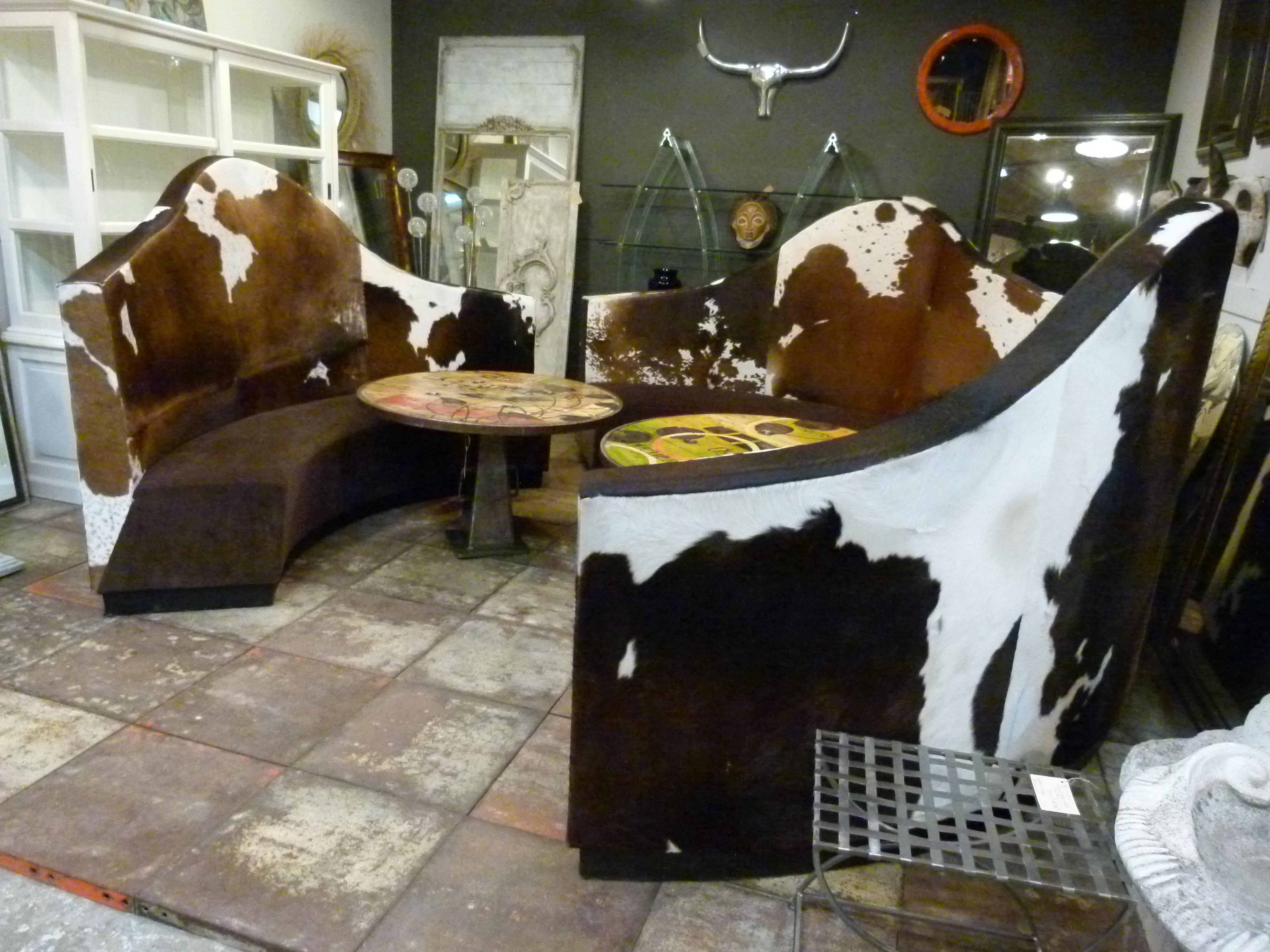 Set of Cow Leather Sofas, France 2