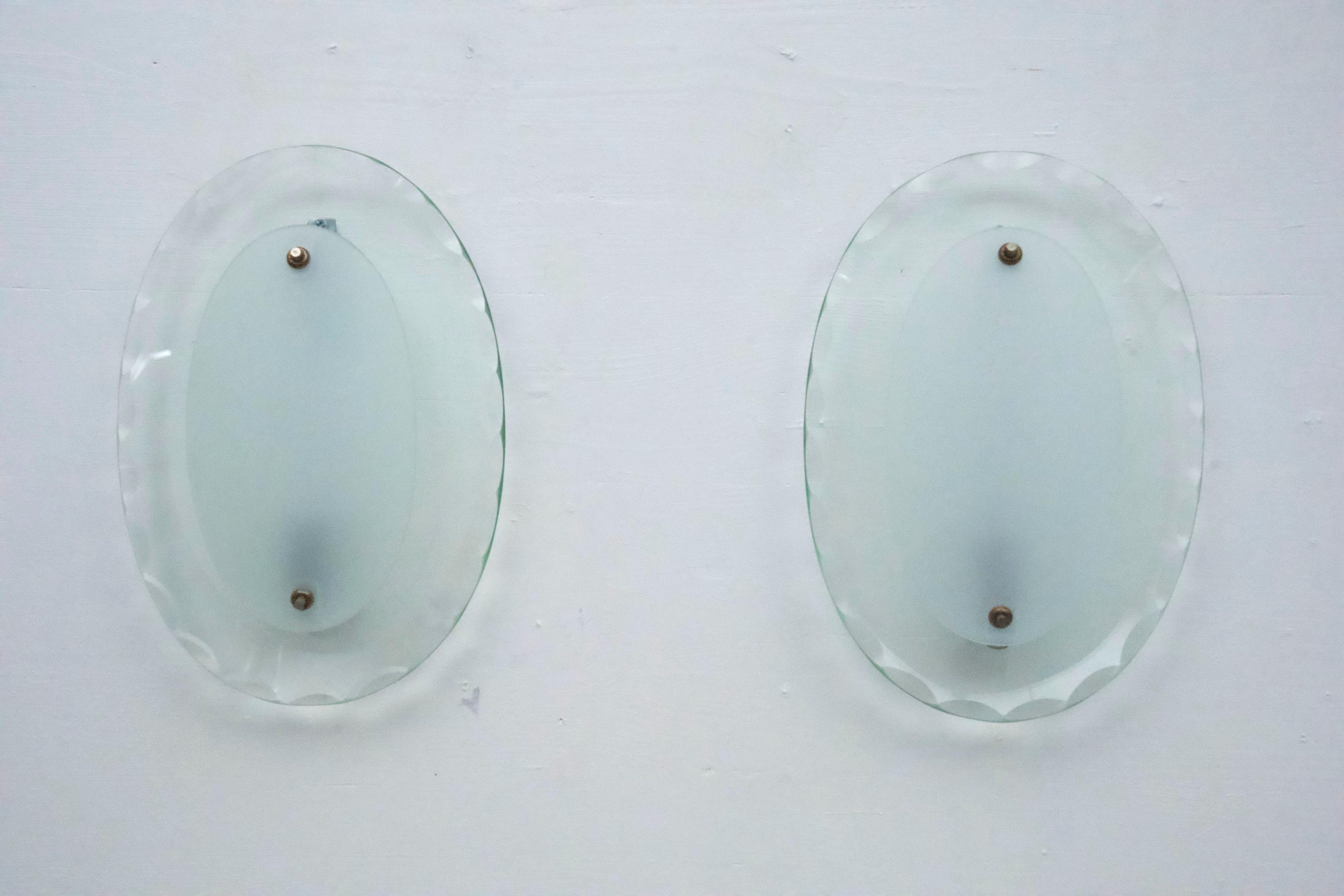 Set of Three Curved Glass Sconces by Cristal Art, Italy, 1960s In Good Condition For Sale In Catania, CT