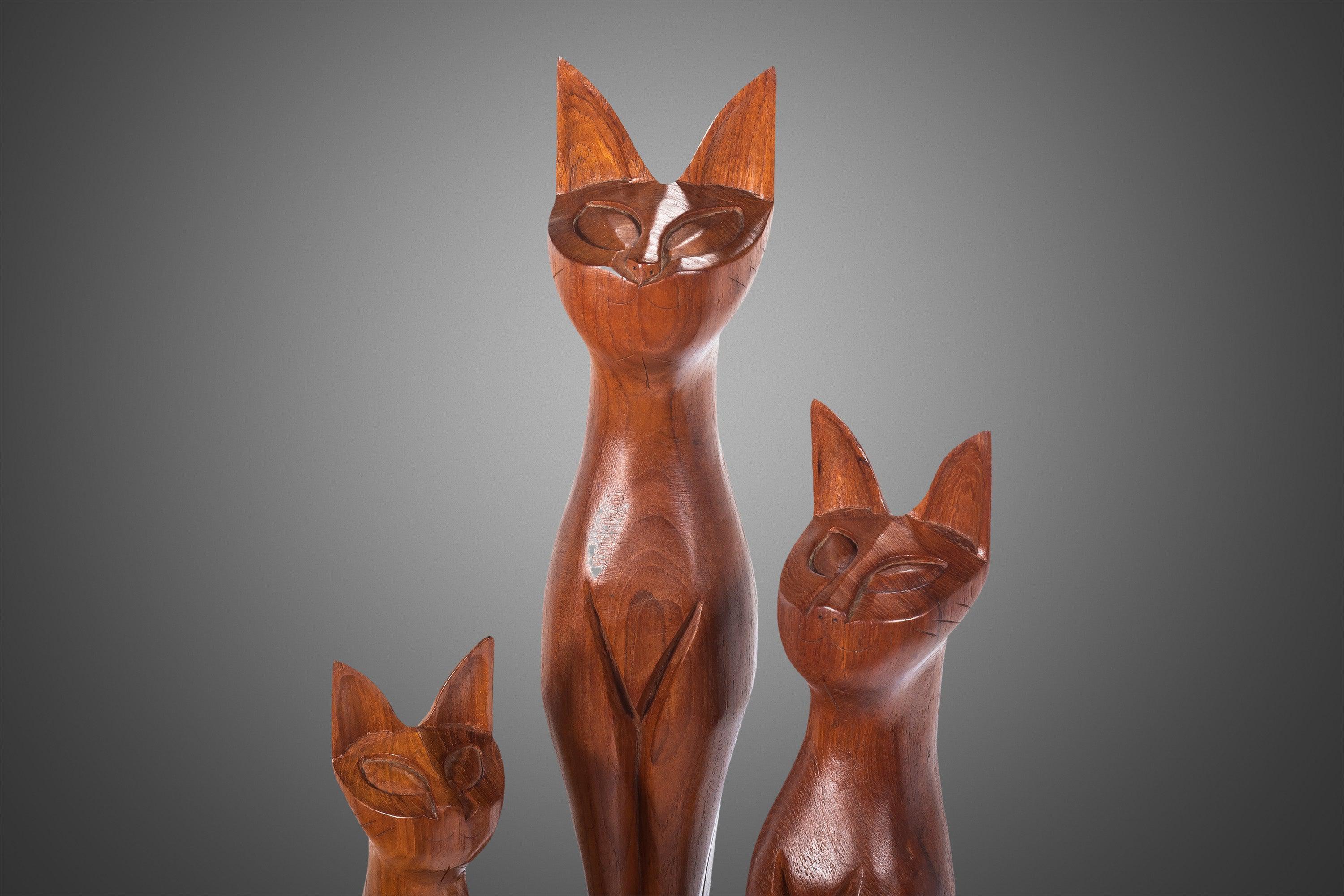 Mid-Century Modern Set of Three Danish Modern Hand Carved Cat Sculptures in Teak, Denmark For Sale