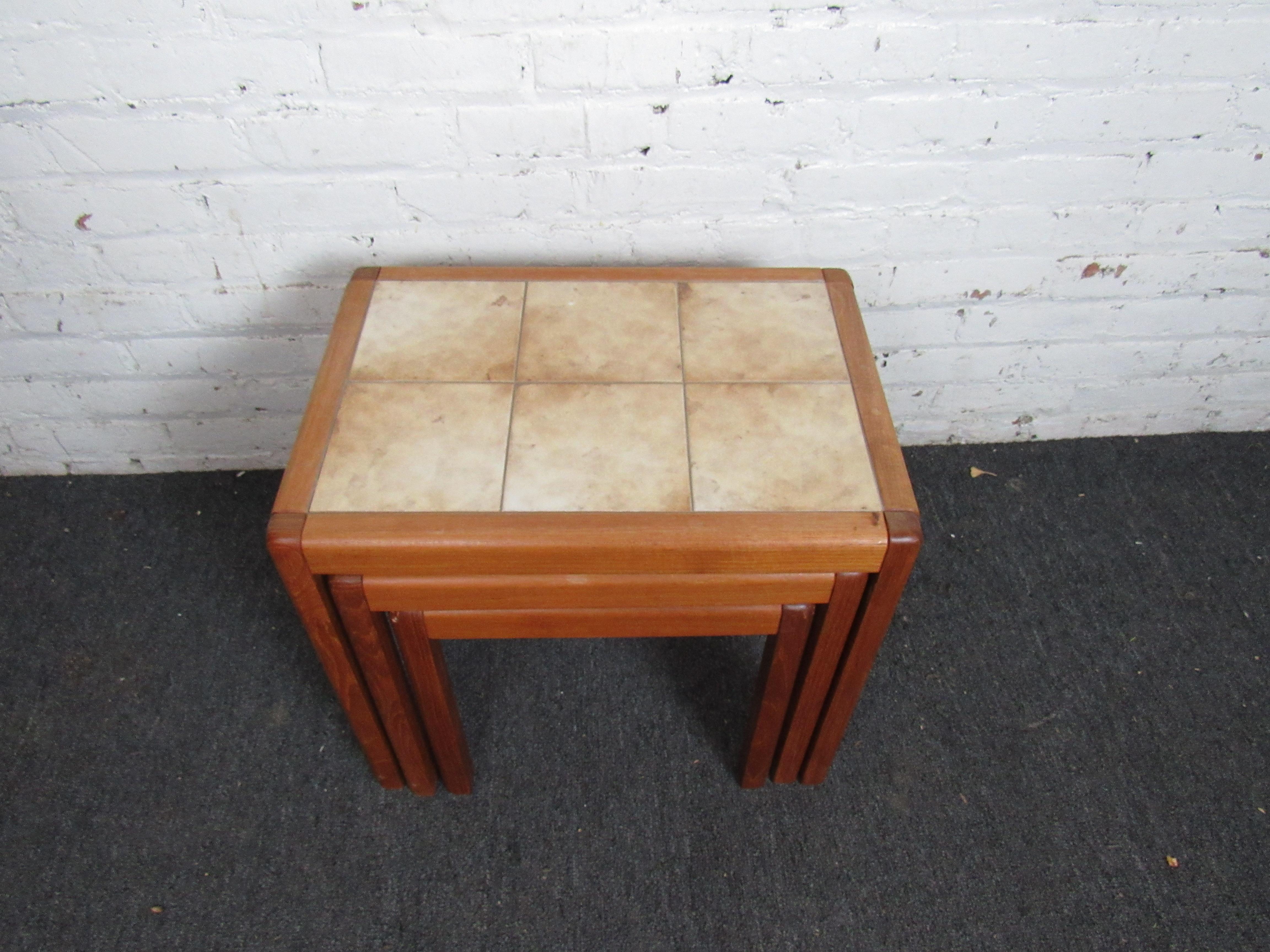 20th Century Set of Three Danish Tile Top Nesting Tables For Sale
