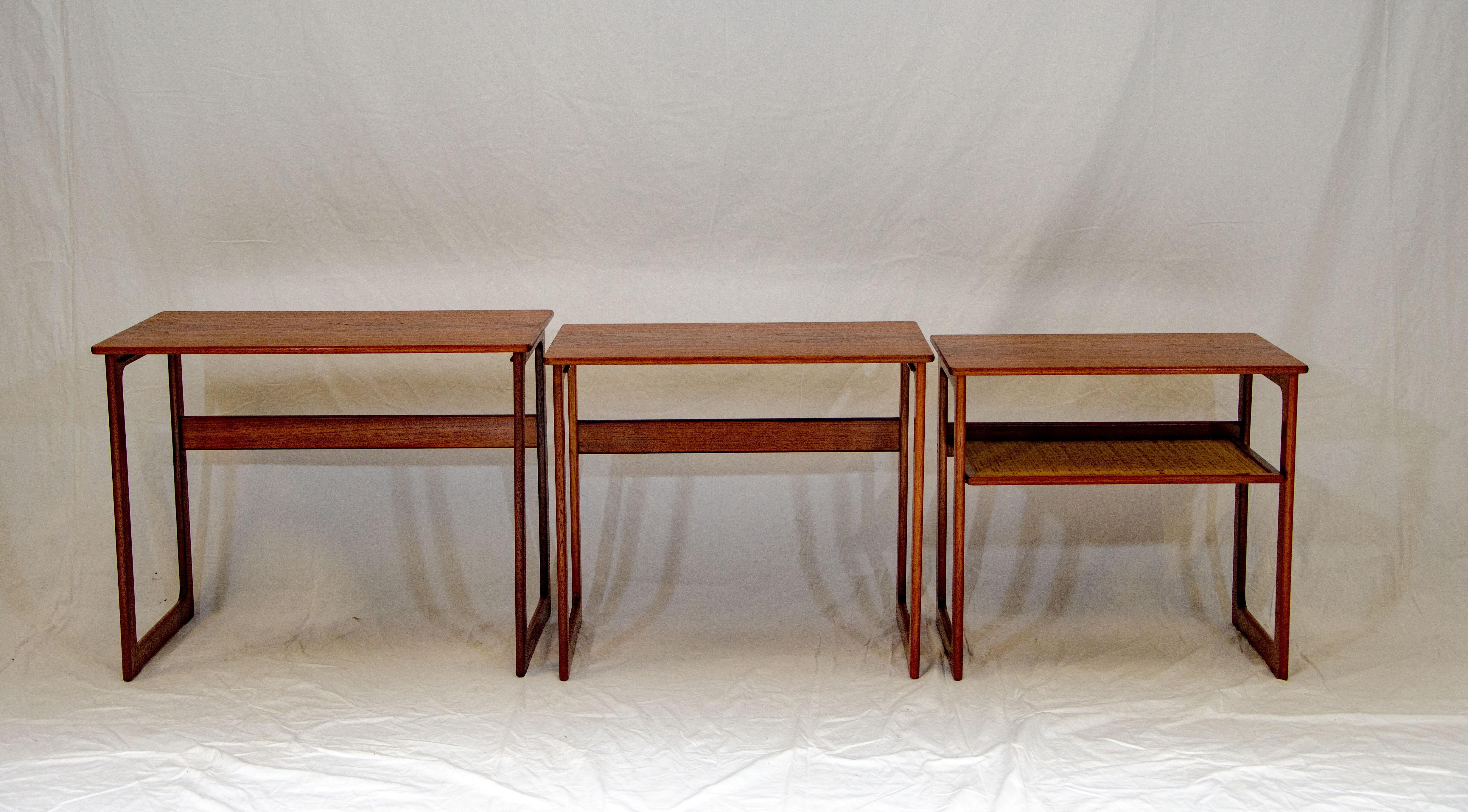 Set of Three Danish Teak Nesting Tables, CFC Silkeborg For Sale 2