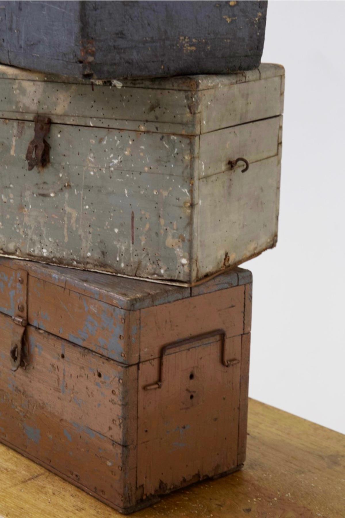 Set of Three Decorative Rustic Chic Wooden Boxes In Good Condition For Sale In Milano, IT