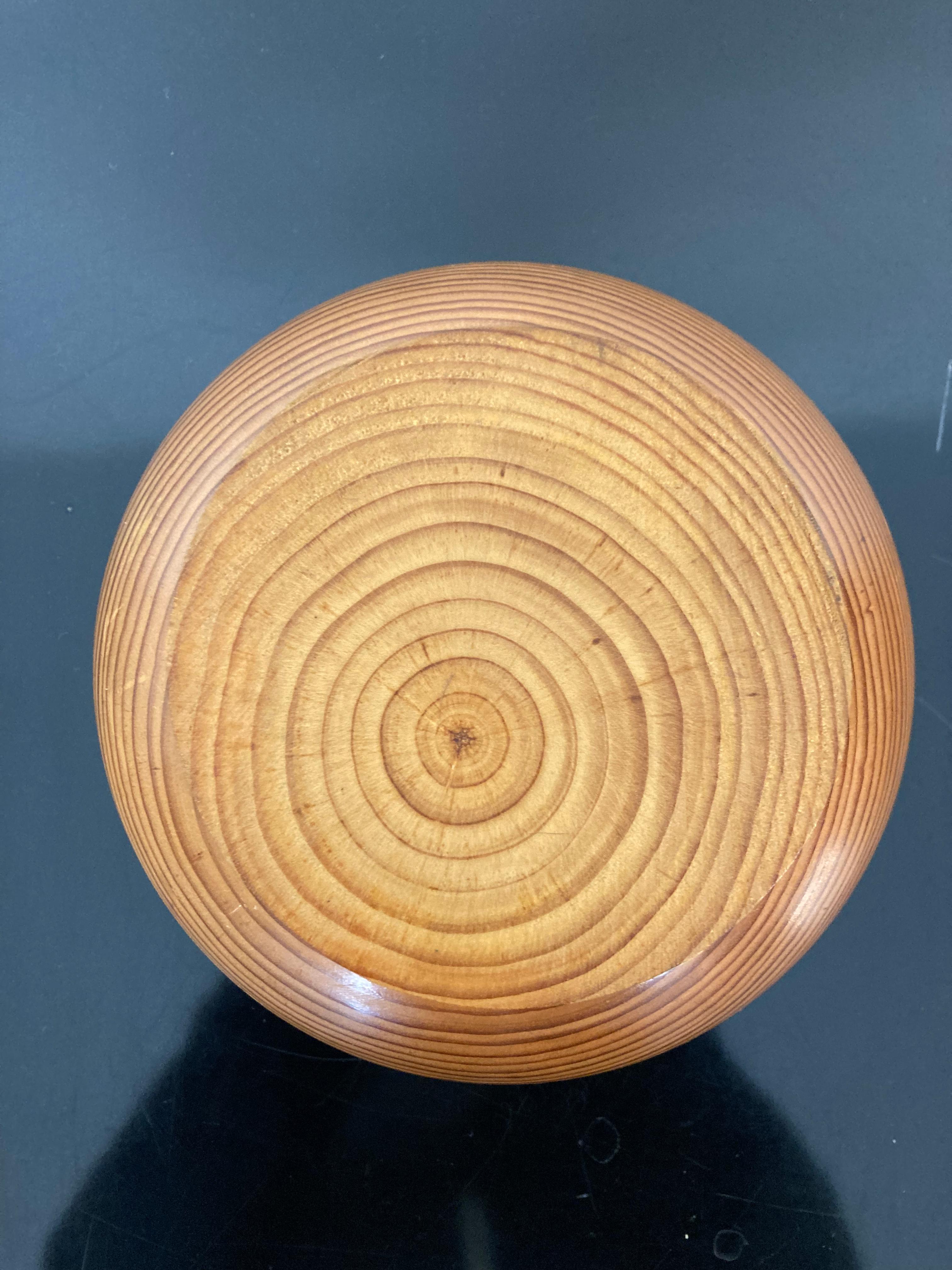 Set of Three Decorative Wood Dishes, Finland For Sale 6