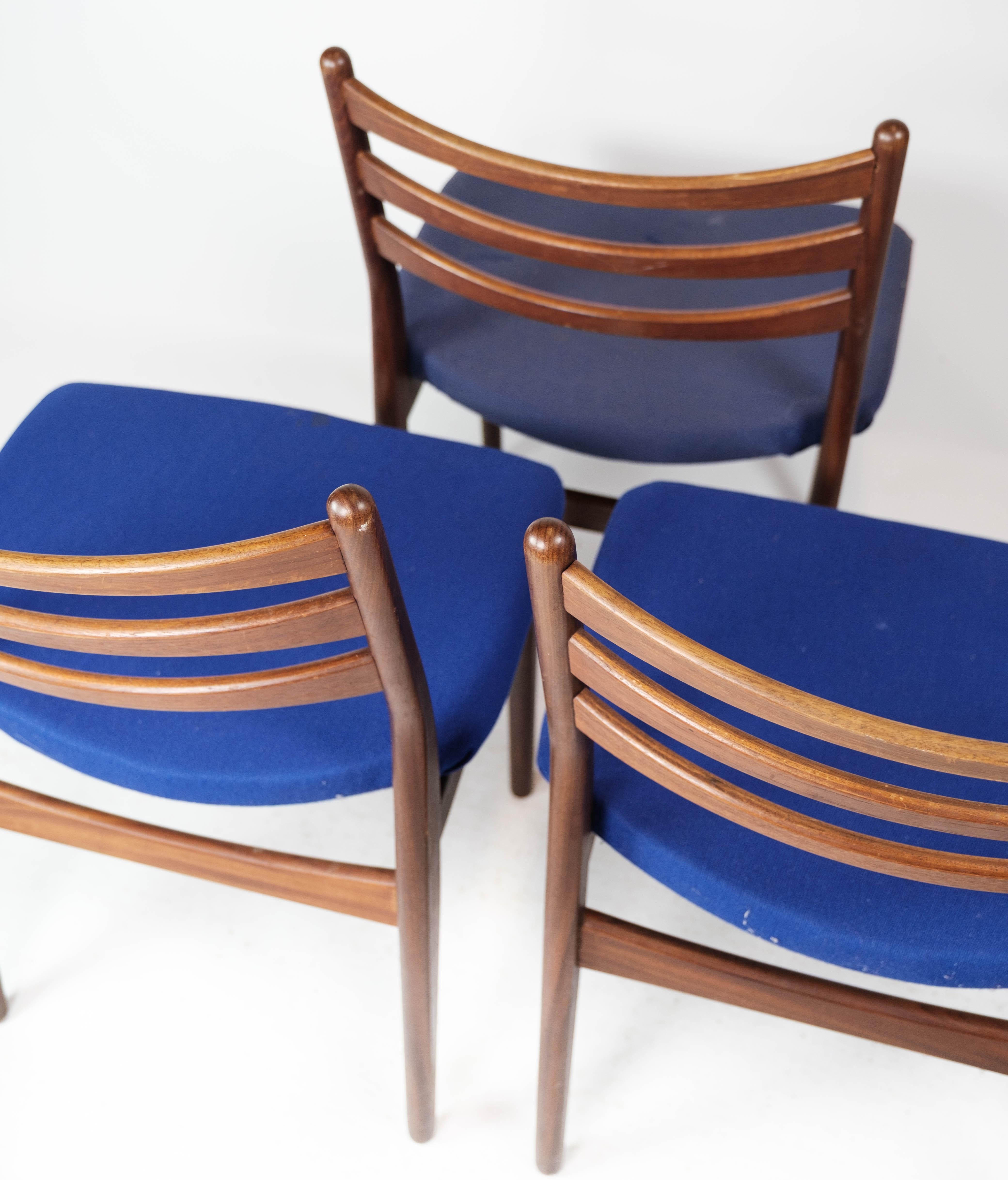 Set of Three Dining Room Chairs in Teak of Danish Design, 1960s 4
