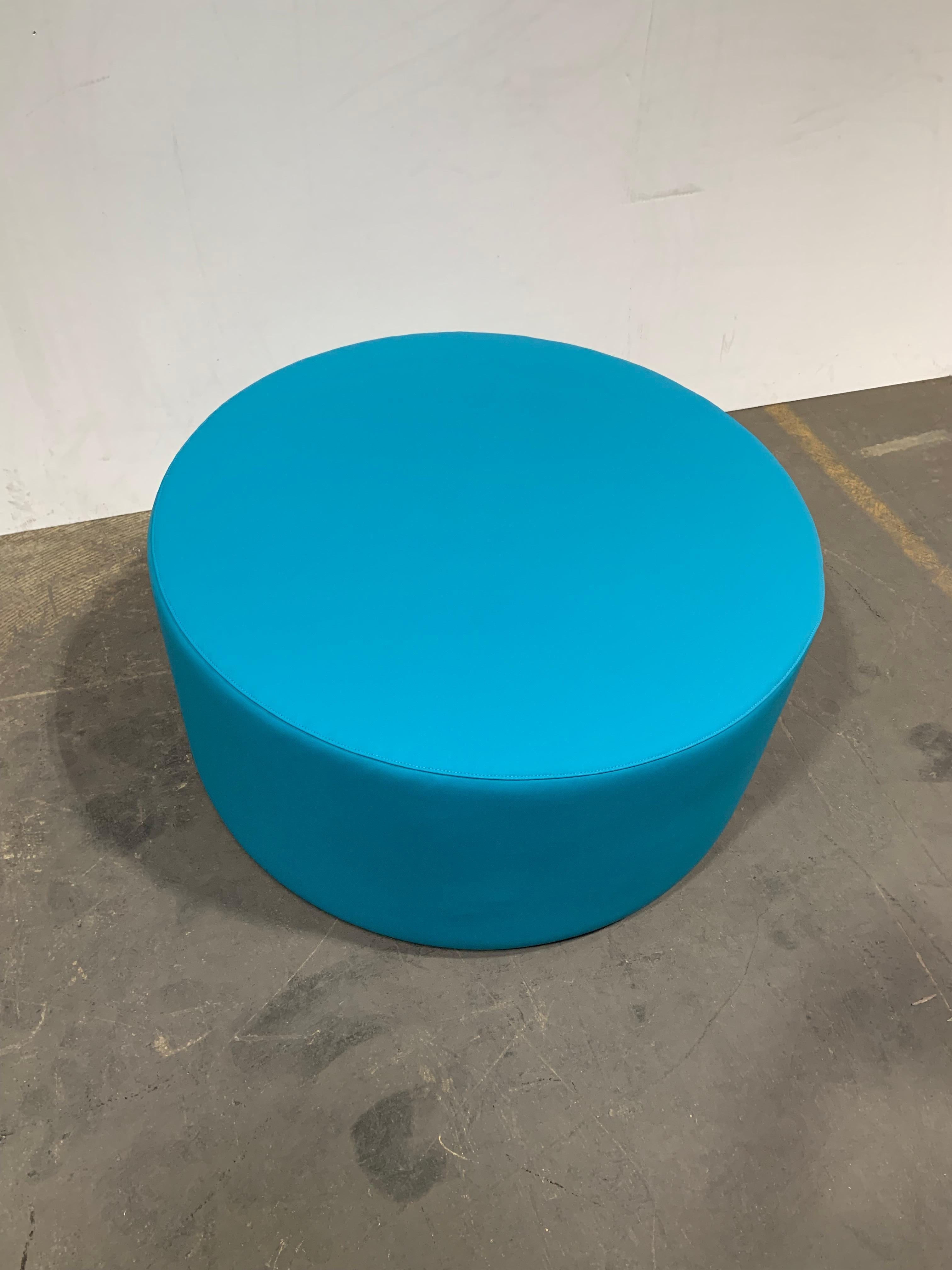 Set aus drei Kerman Poufs von Philipp Mainzer + Farah Ebrahimi in STOCK im Angebot 1