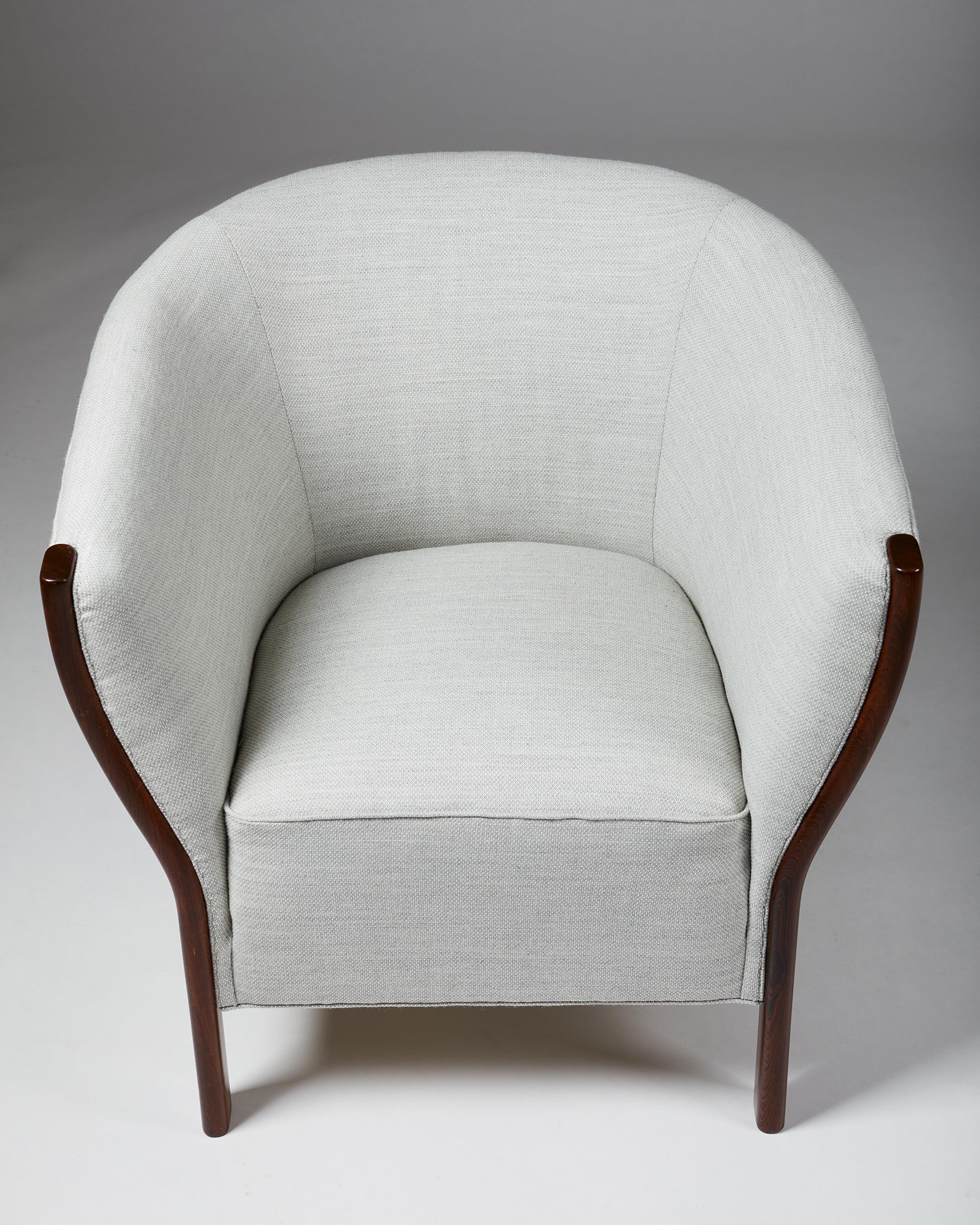 Ensemble de trois chaises faciles uniques Designés par Frits Schlegel, Danemark, 1949 en vente 3
